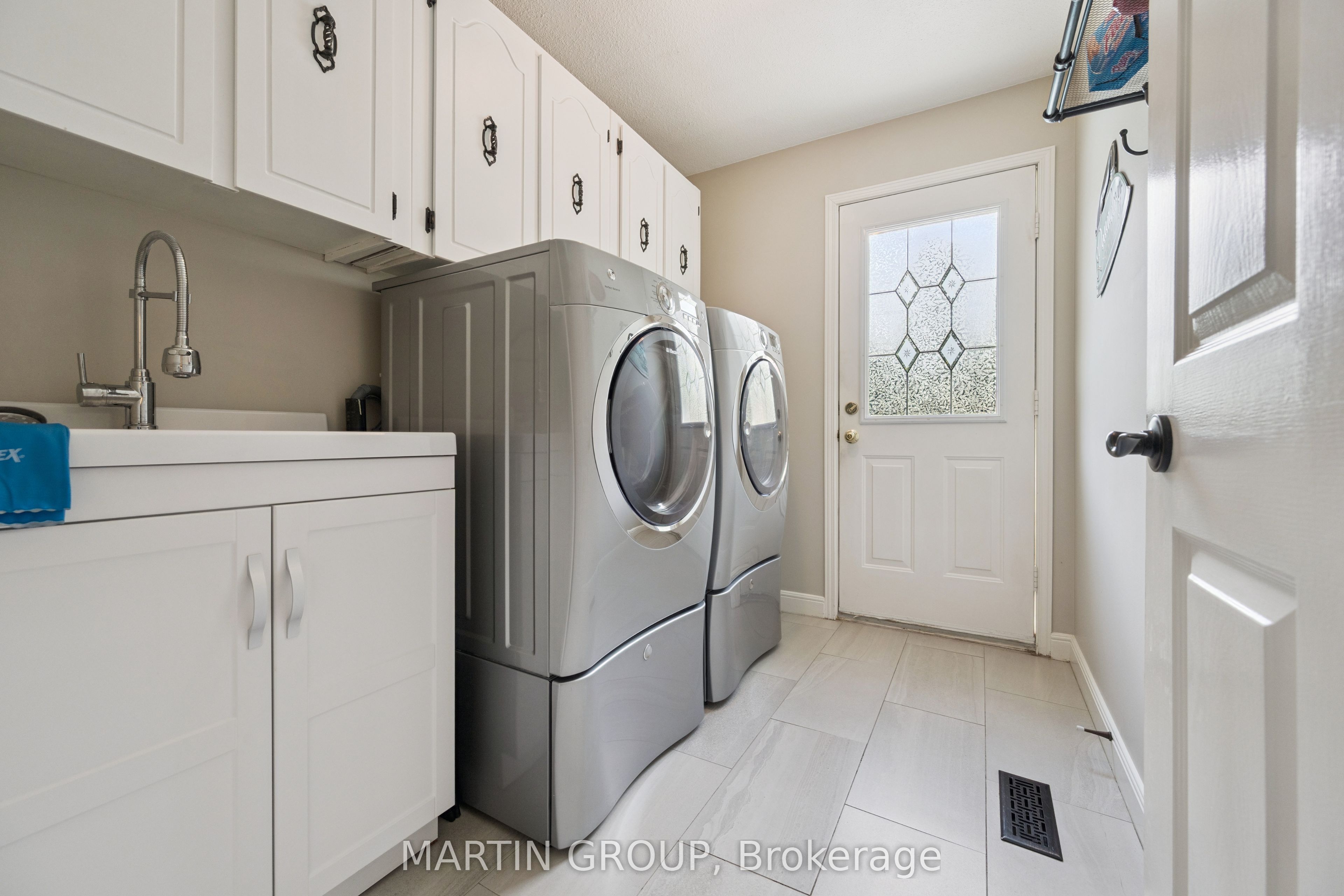 250 Mccraney Street W Property Photo 28
