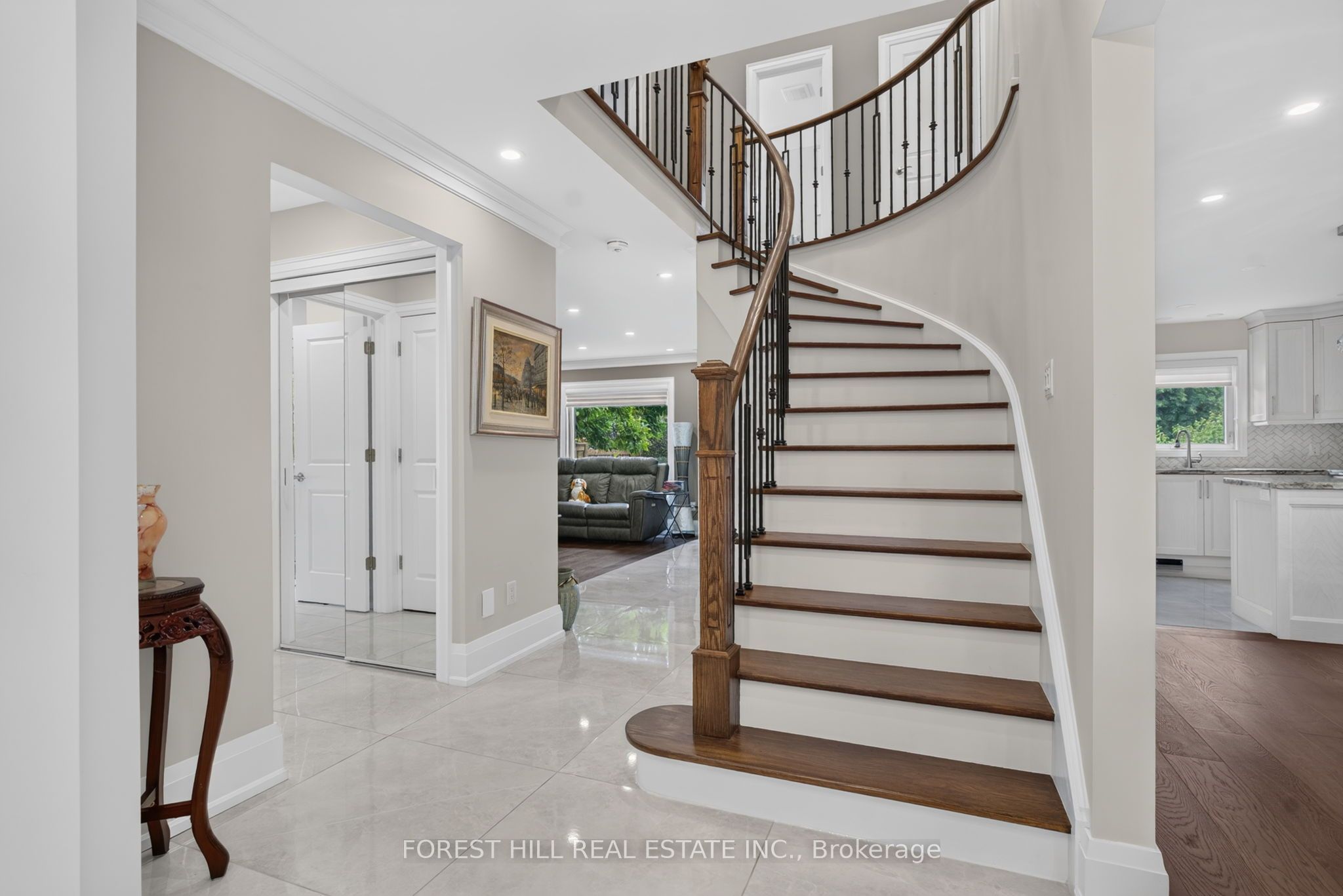 26 Pretty Place Property Photo 8