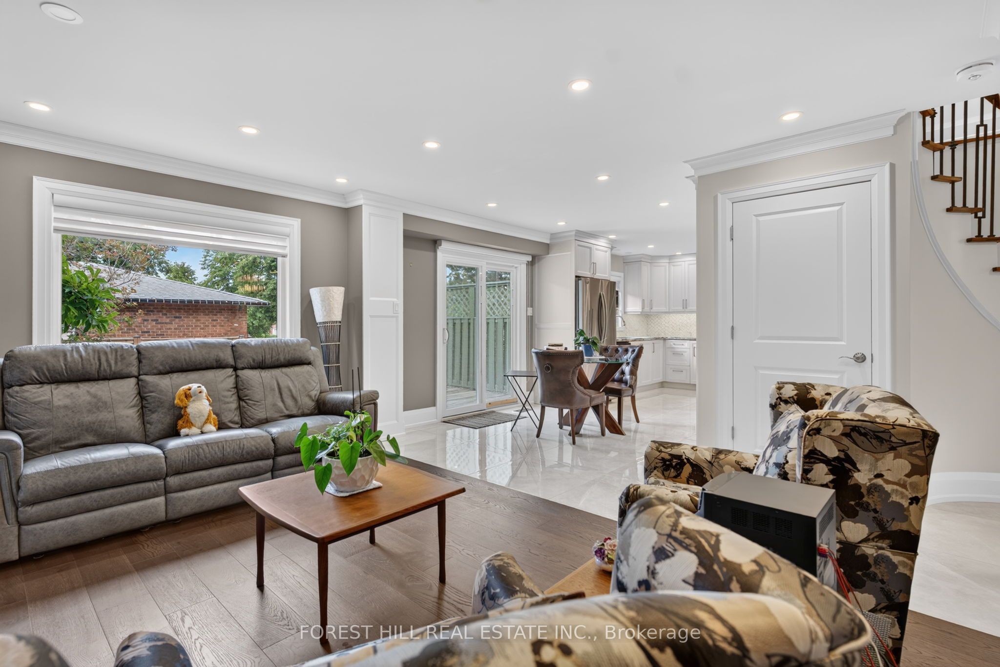 26 Pretty Place Property Photo 17