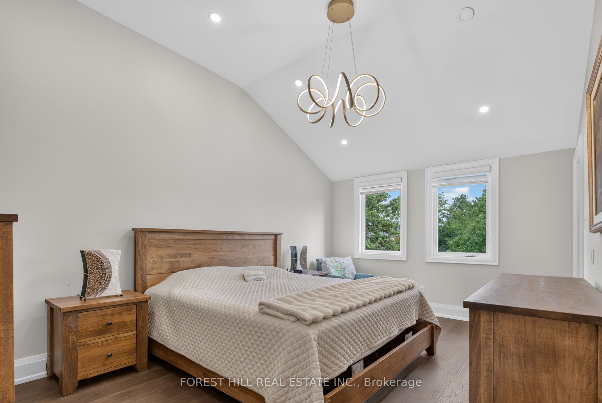26 Pretty Place Property Photo 24