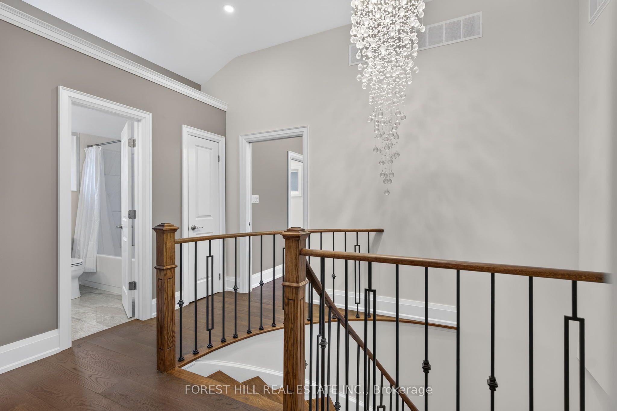 26 Pretty Place Property Photo 31