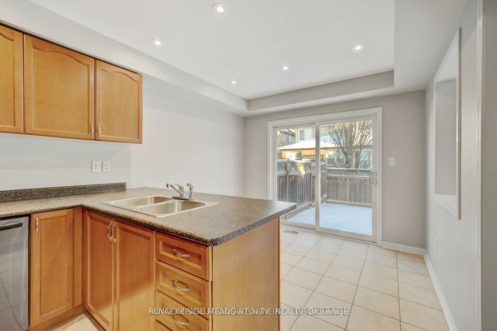 1050 Wickson Way Property Photo 8