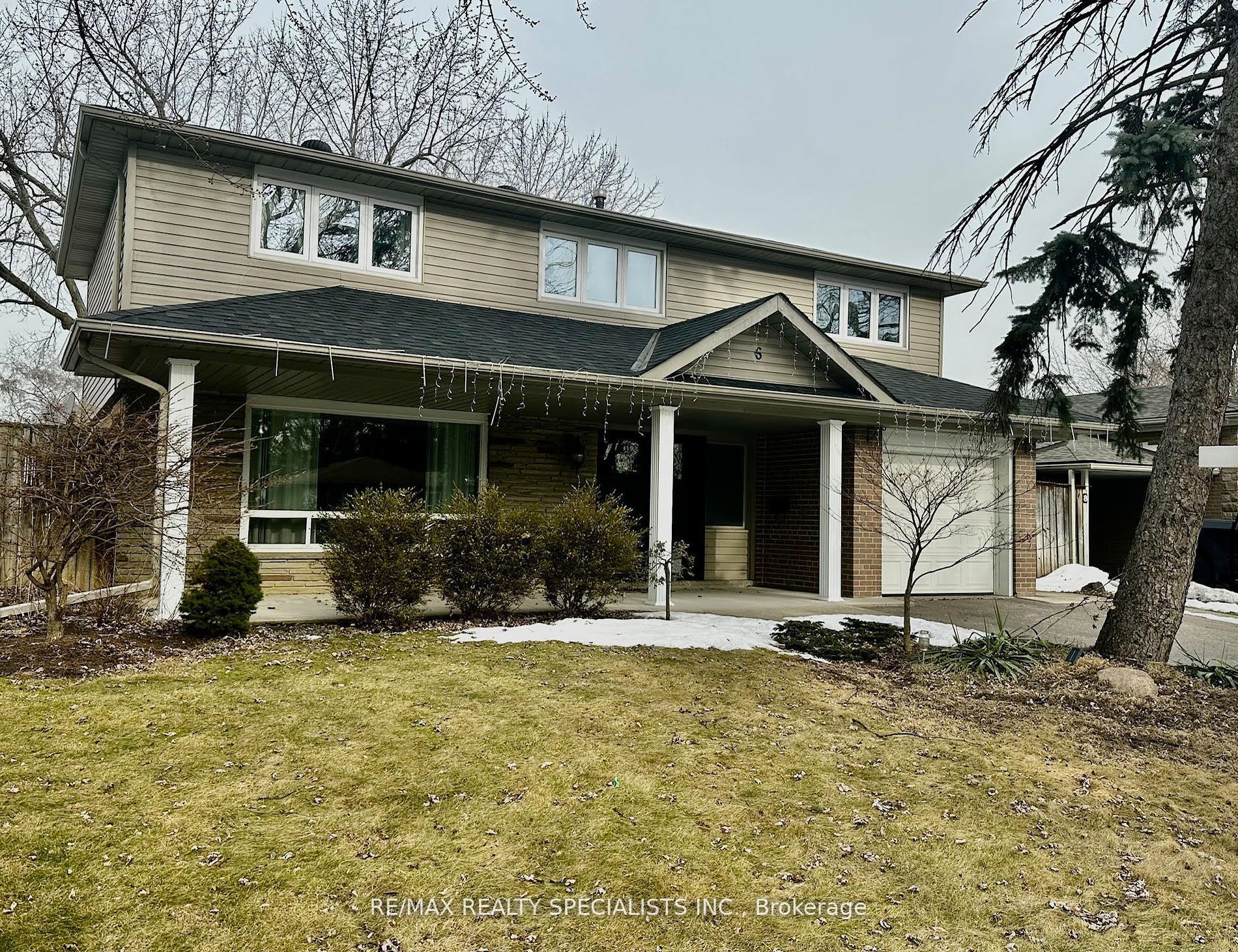 6 Norval Crescent Property Photo 1