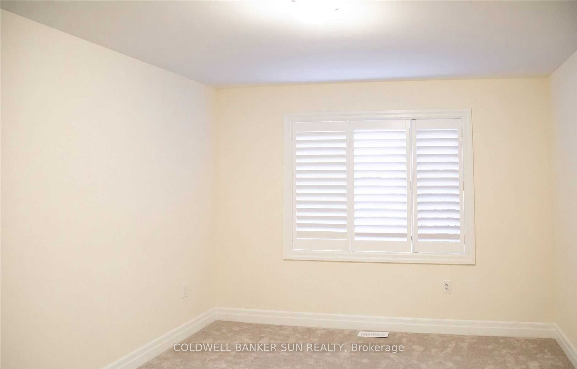 13 Divers Road Property Photo 15