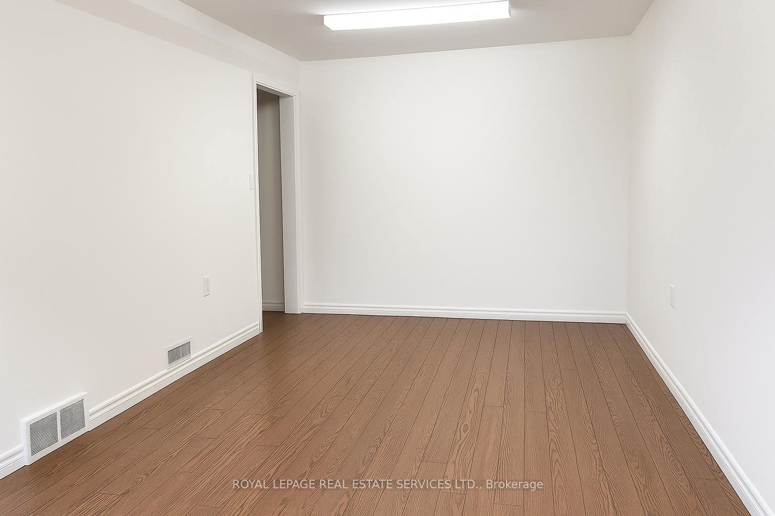 33 South Station Street Property Photo 9