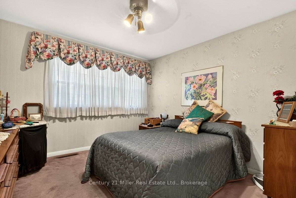 2013 Deramore Drive Property Photo 15
