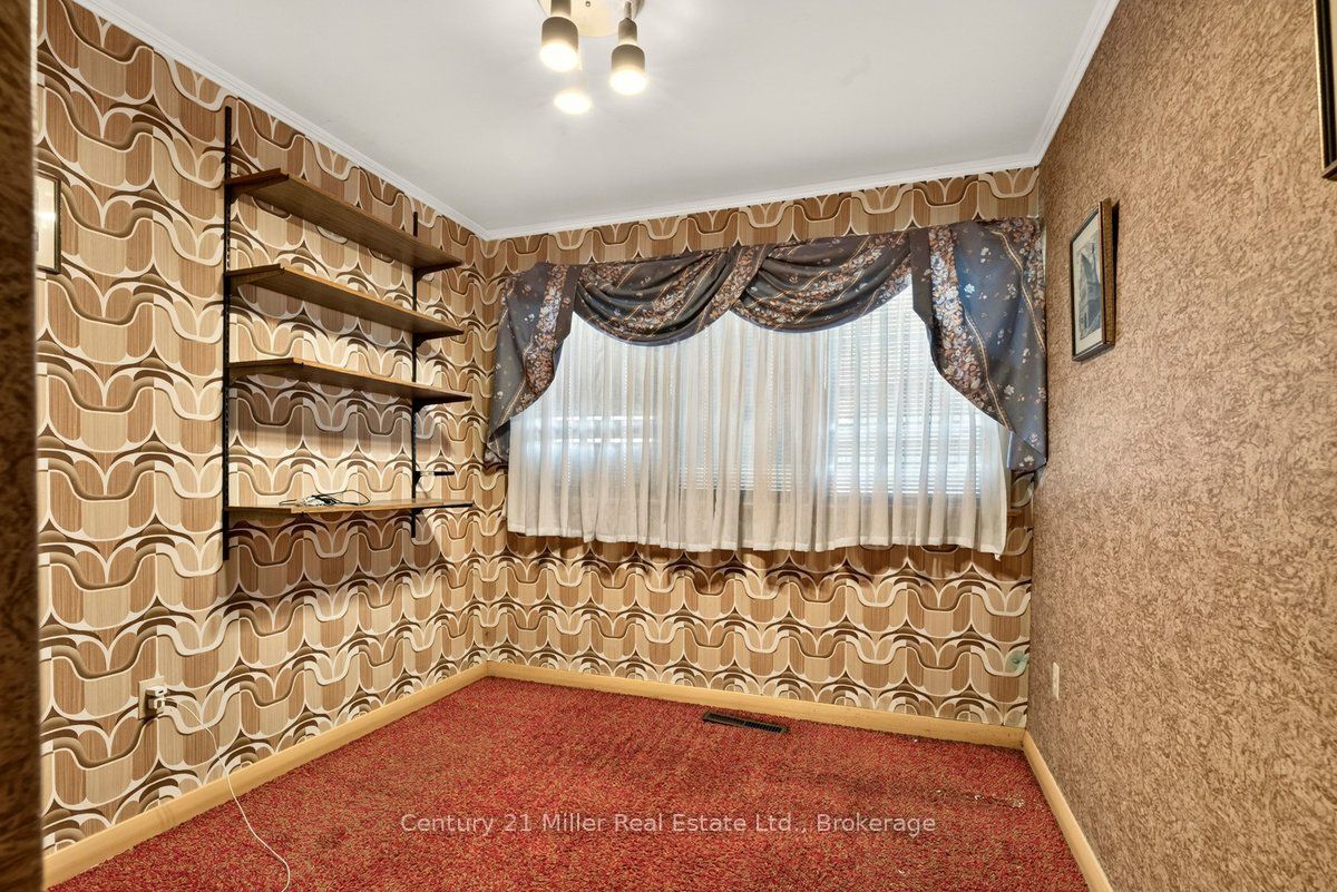 2013 Deramore Drive Property Photo 17