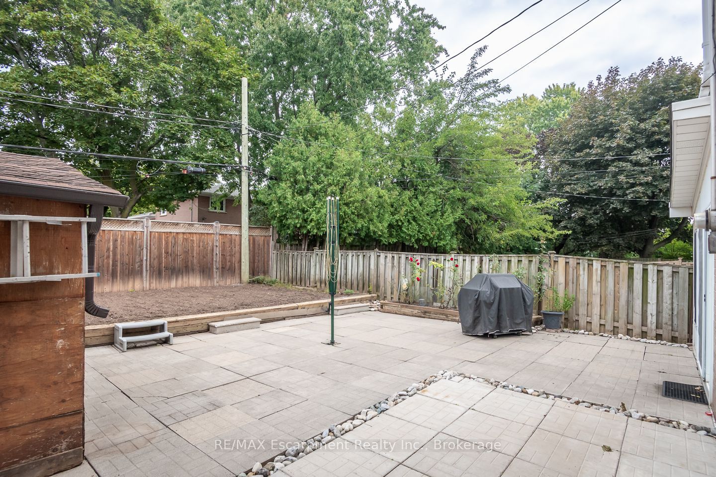 1237 Redbank Crescent Property Photo 25