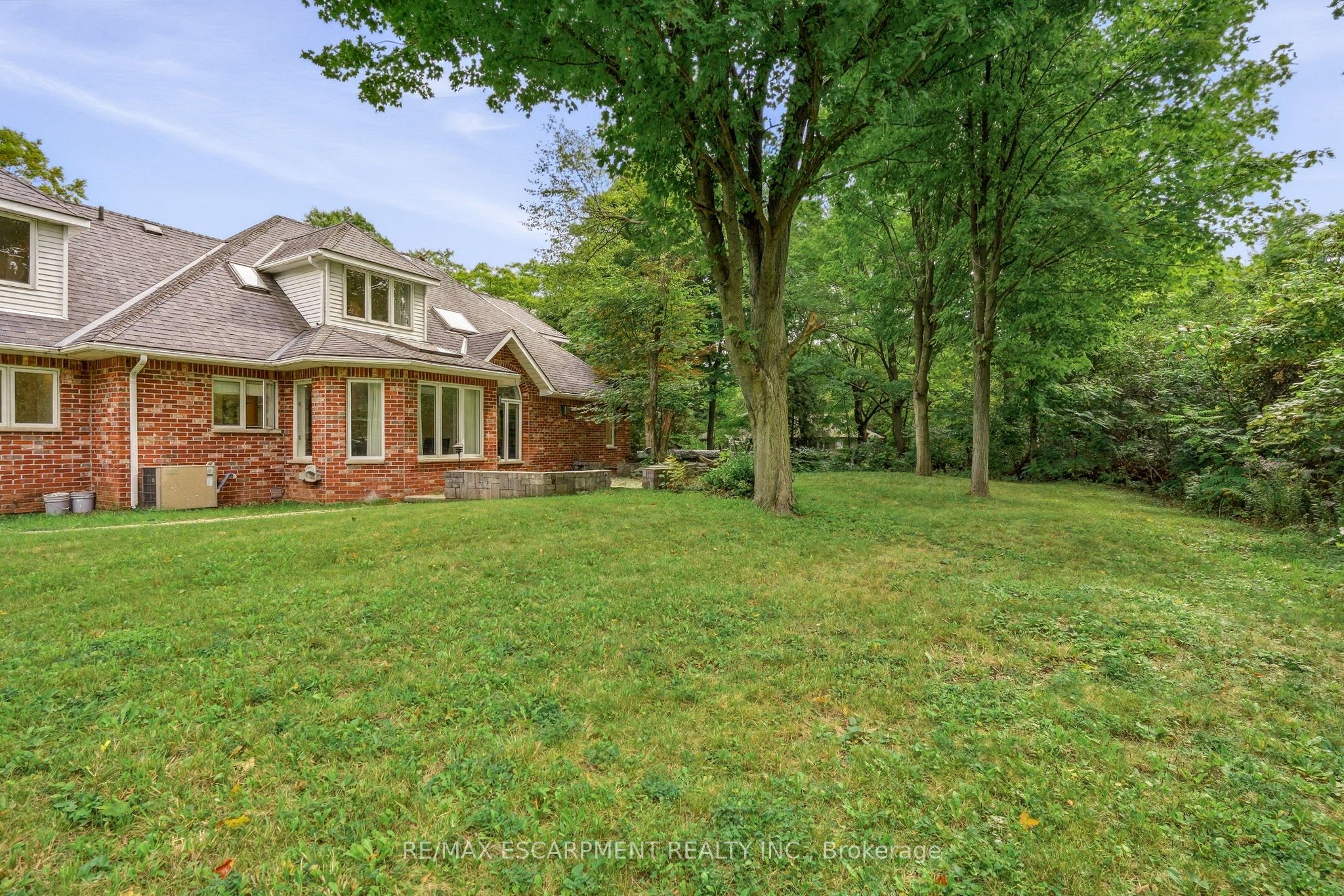 8010 Guelph Line Property Photo 5