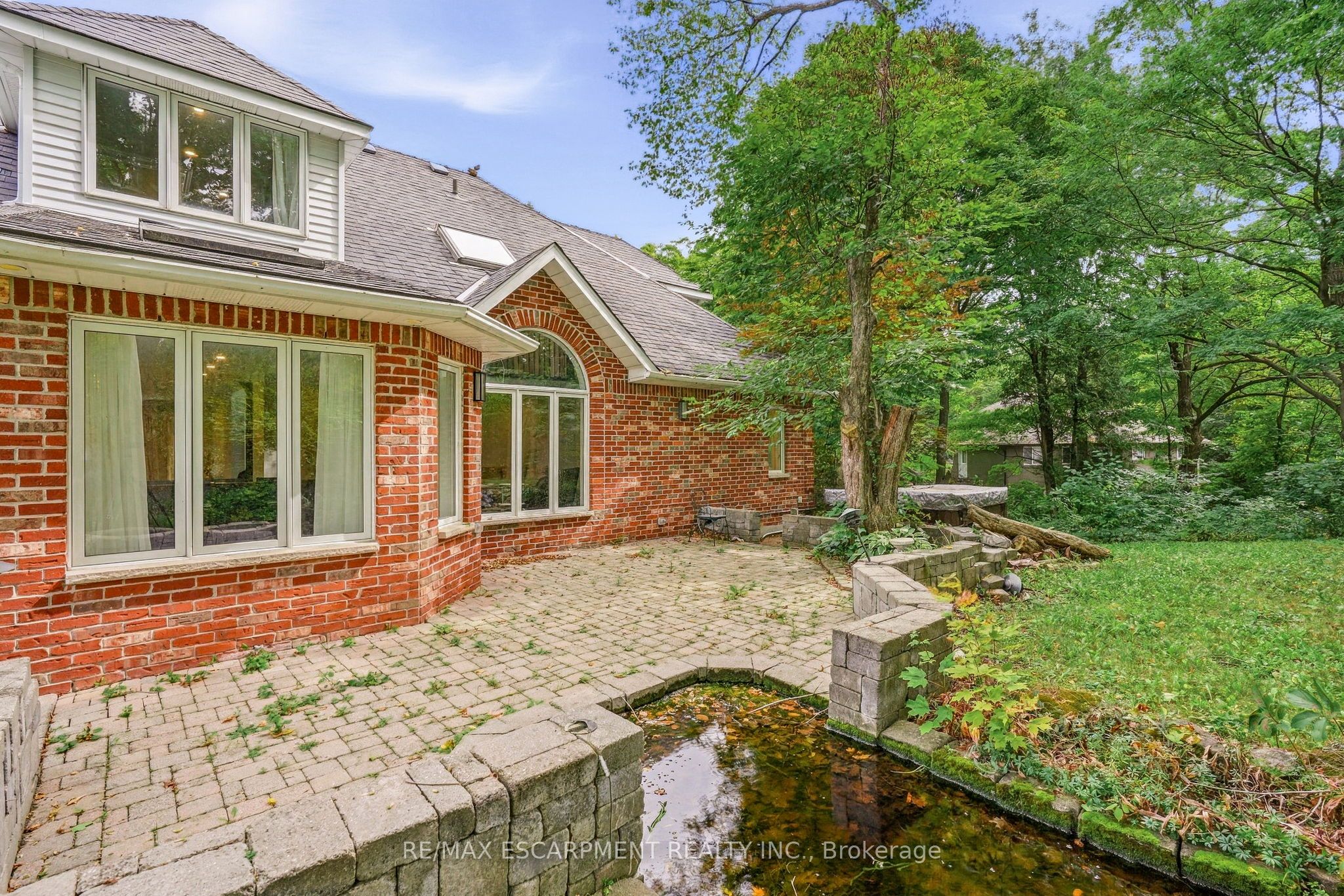 8010 Guelph Line Property Photo 6