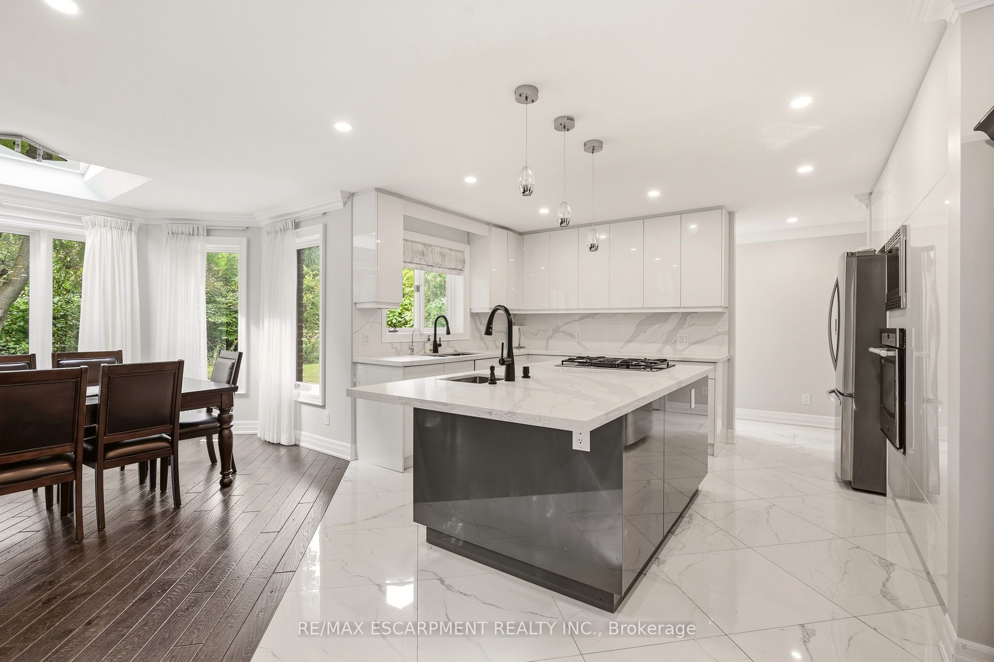 8010 Guelph Line Property Photo 12