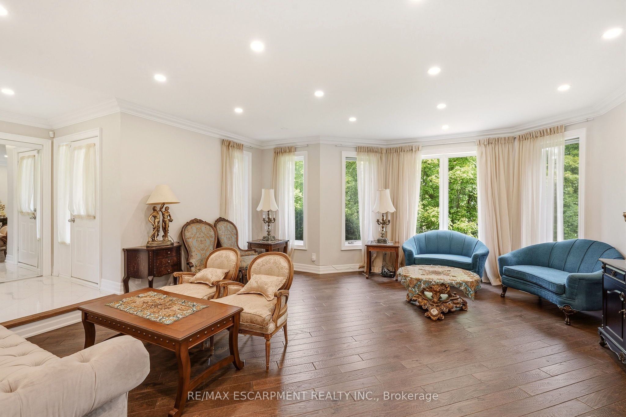 8010 Guelph Line Property Photo 18