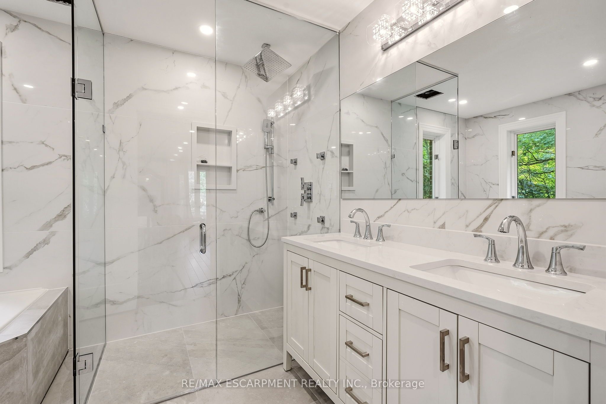 8010 Guelph Line Property Photo 21