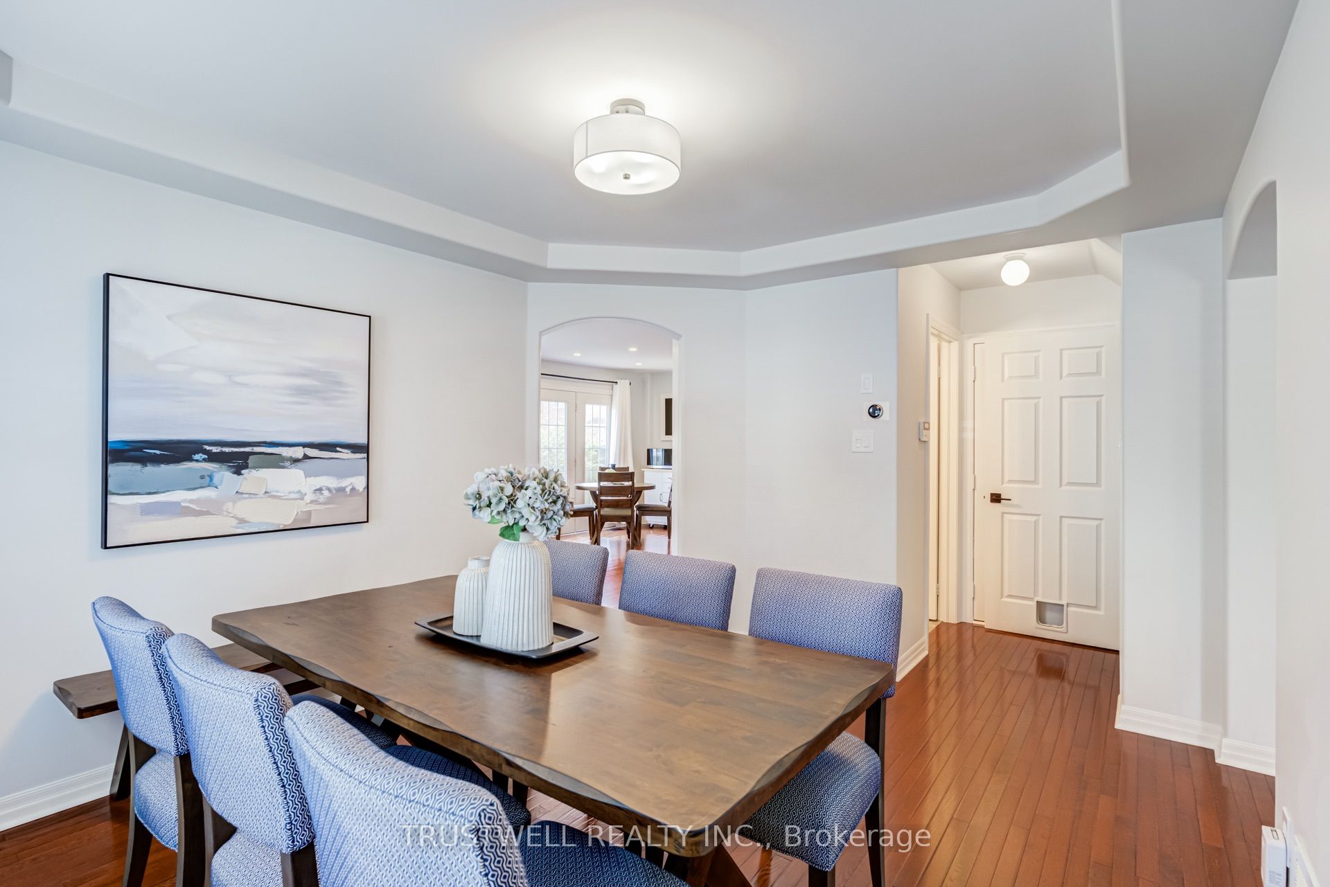 687 Irving Terrace Property Photo 9