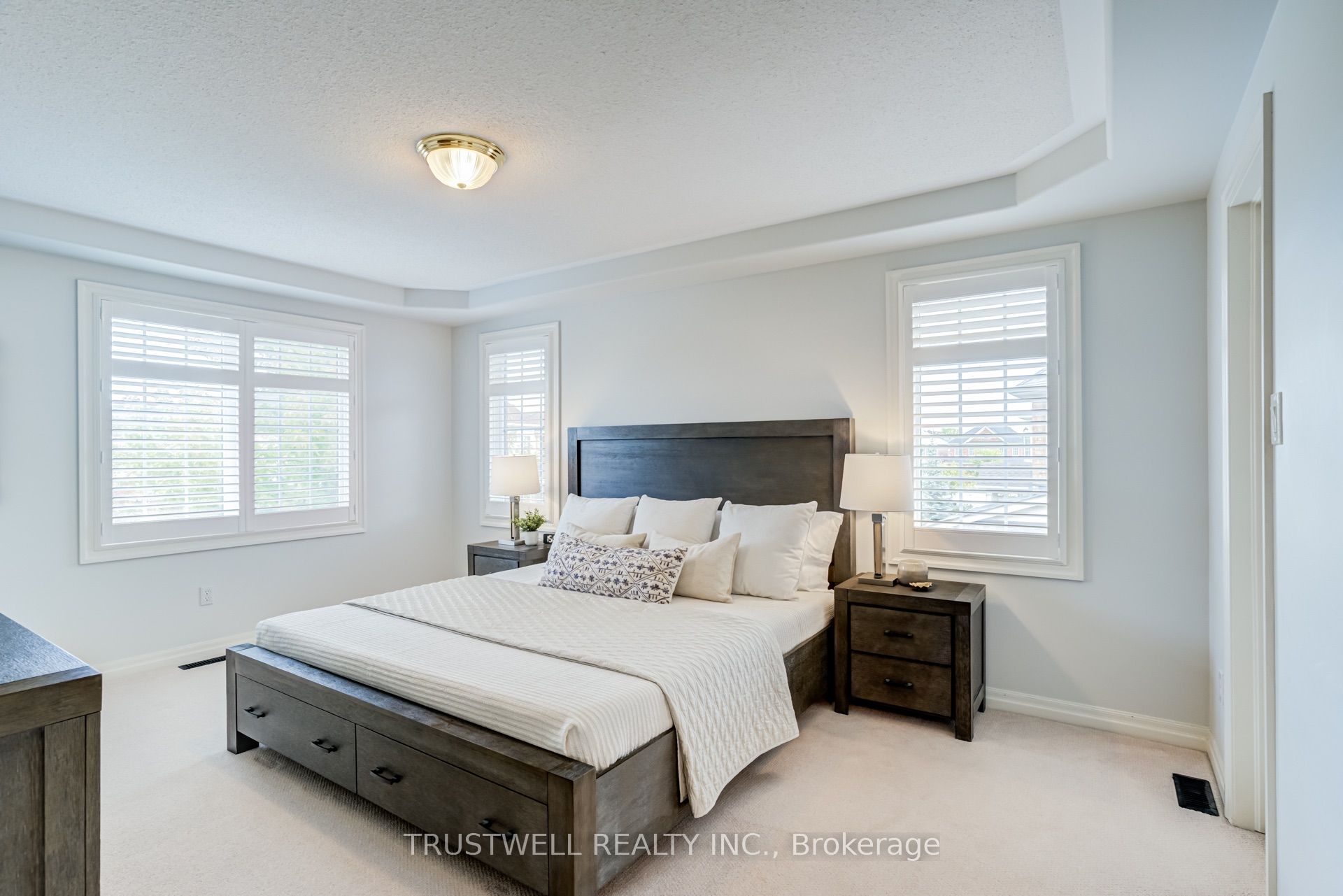 687 Irving Terrace Property Photo 19