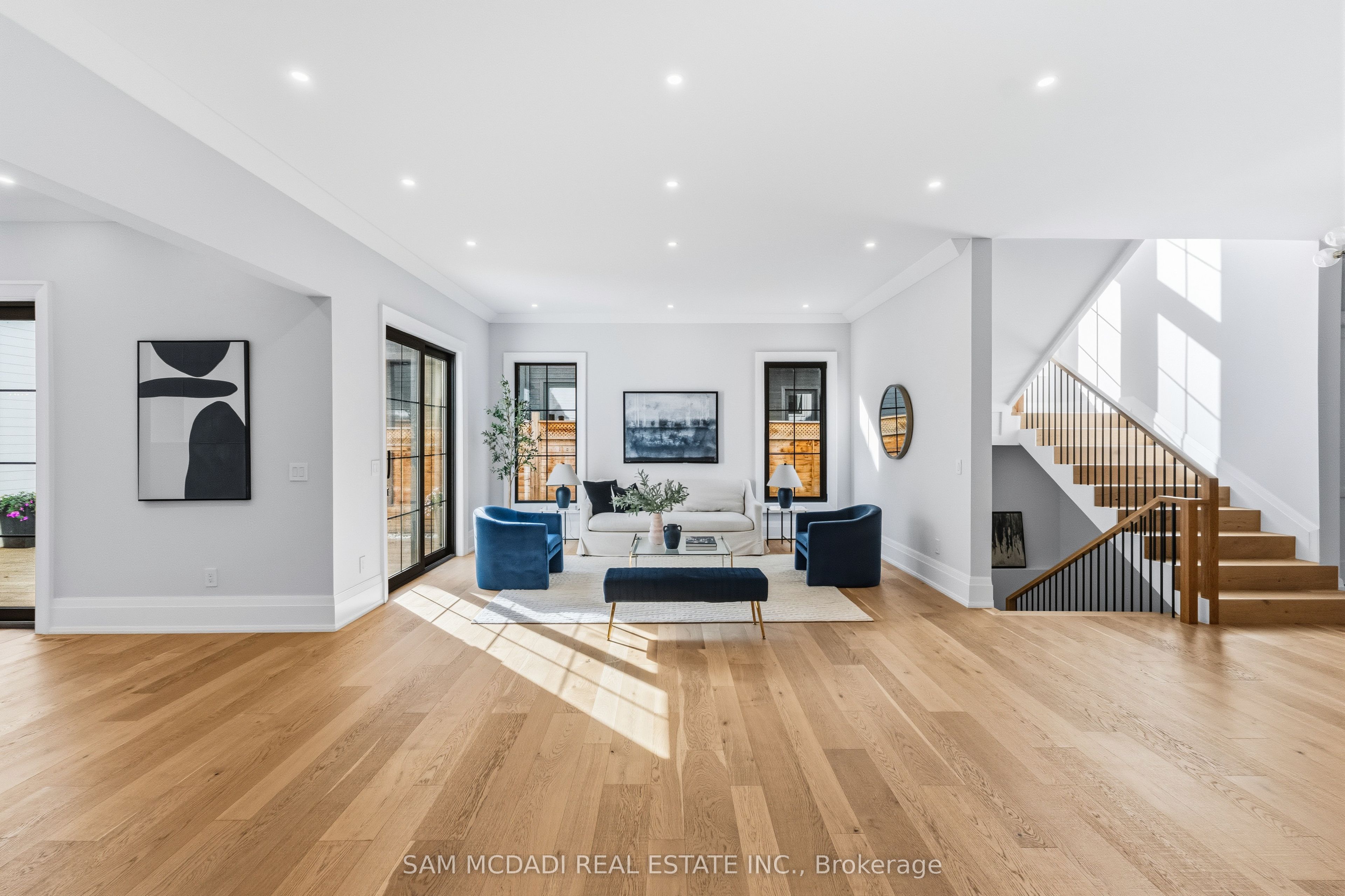 584 Fourth Line Property Photo 6