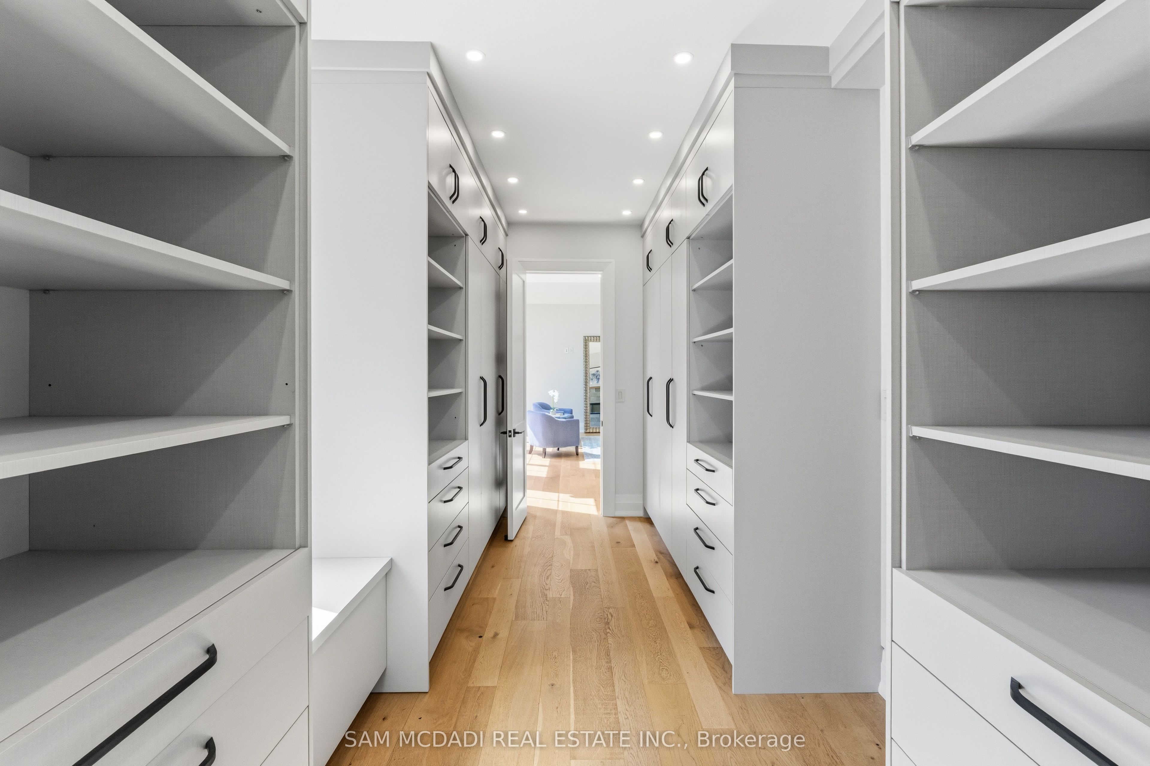 584 Fourth Line Property Photo 22