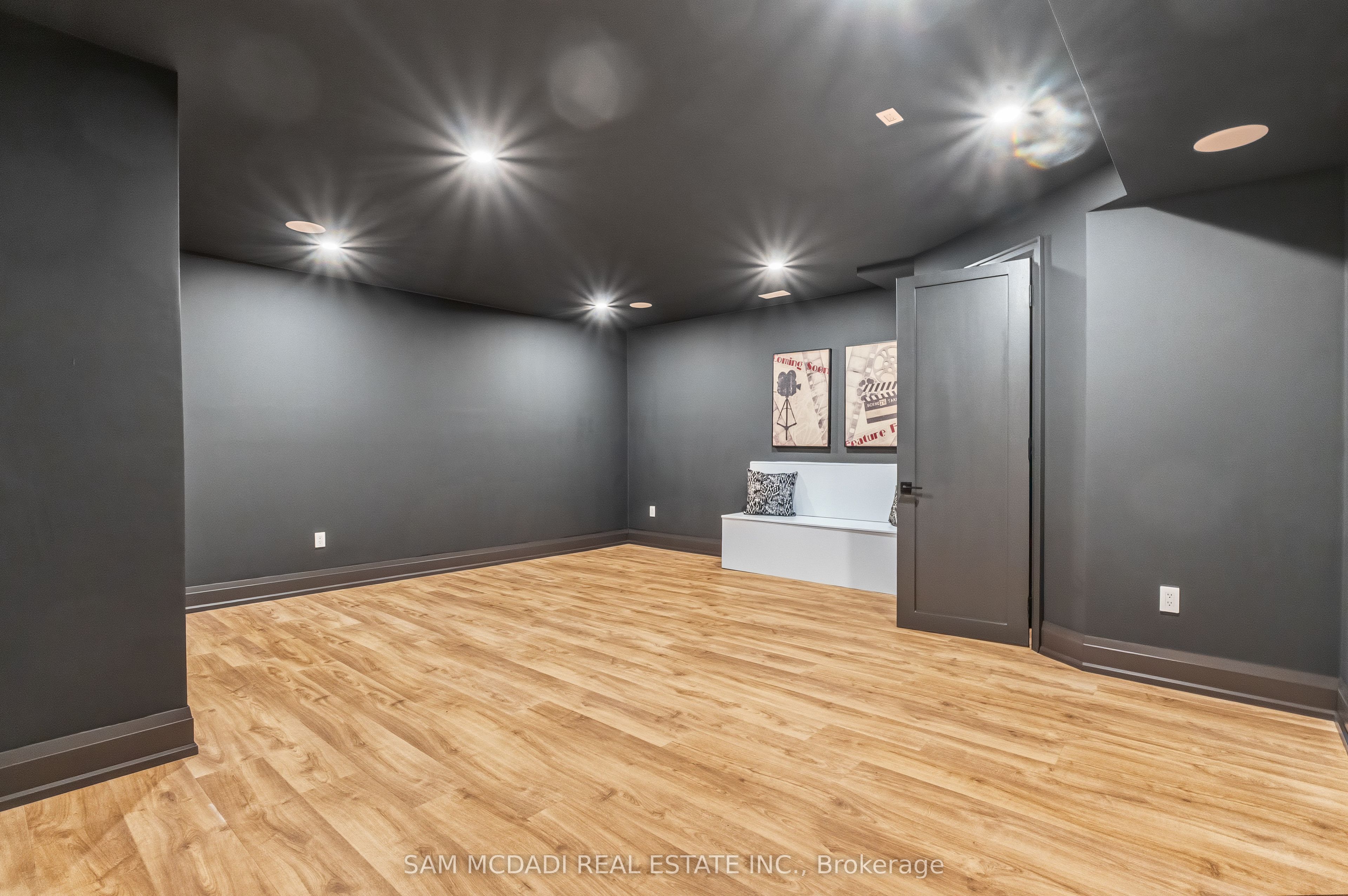 584 Fourth Line Property Photo 35