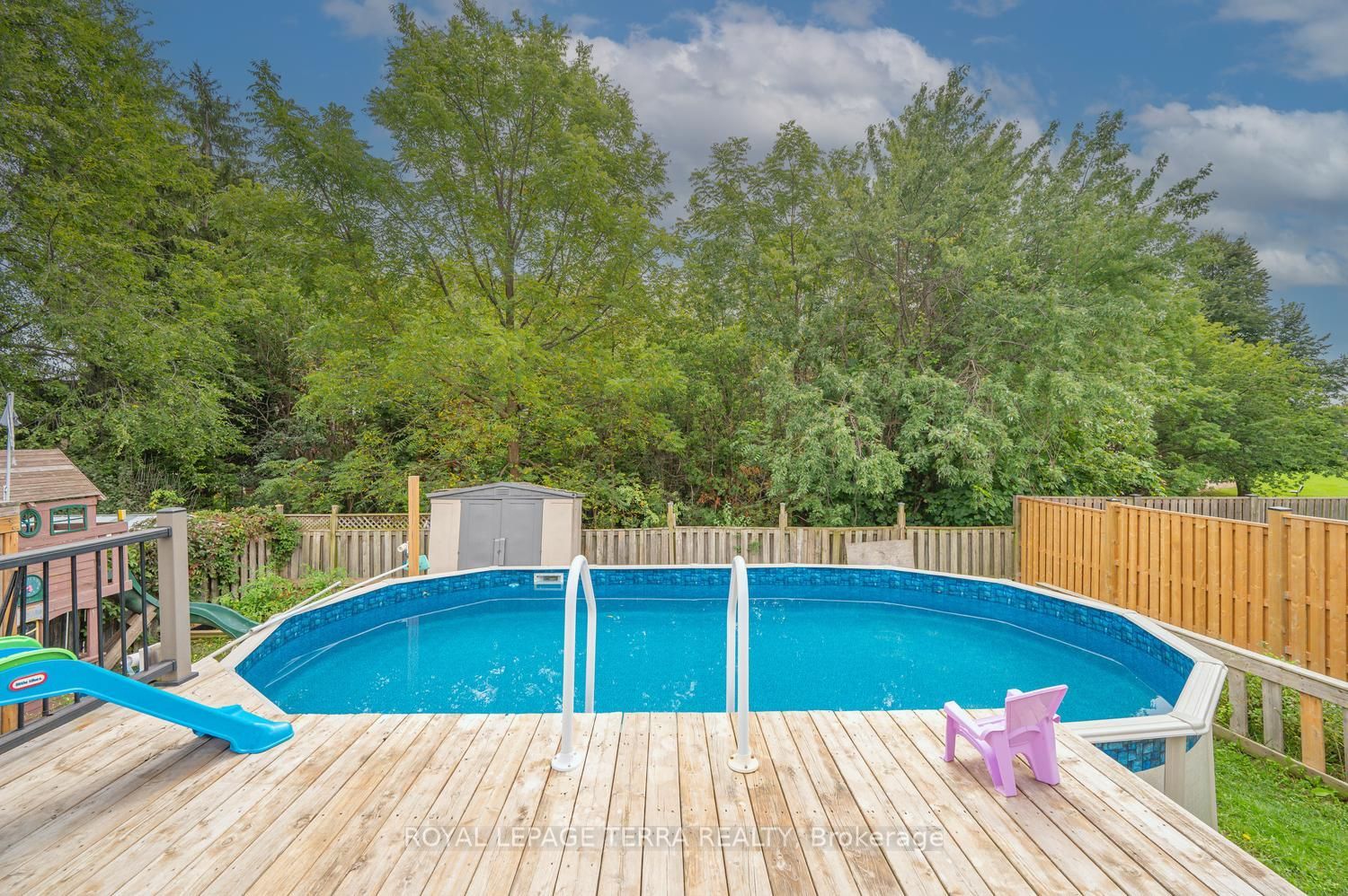 1571 Lewisham Drive Property Photo 48