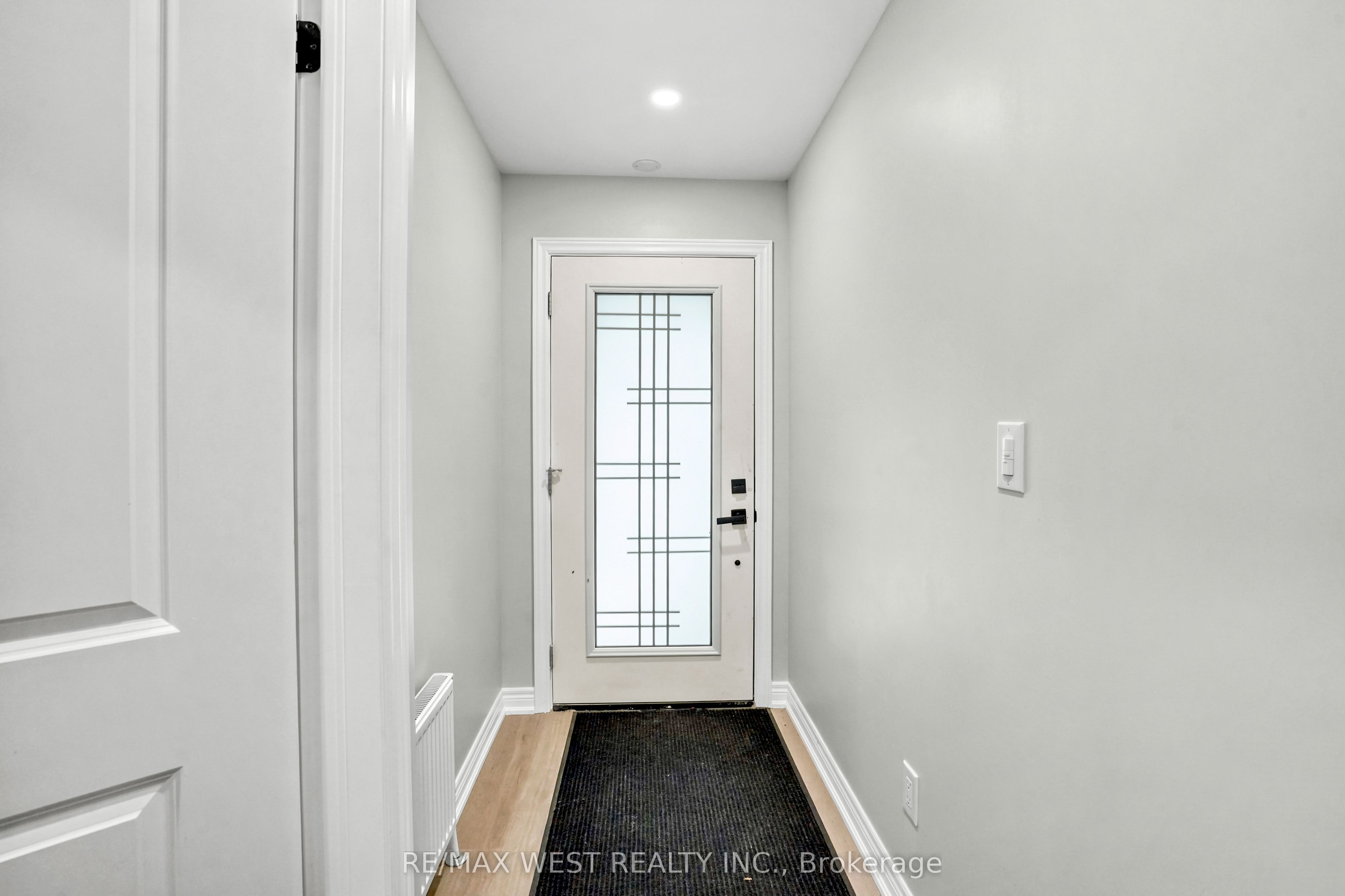 34 Sweet Oak Court Property Photo 8