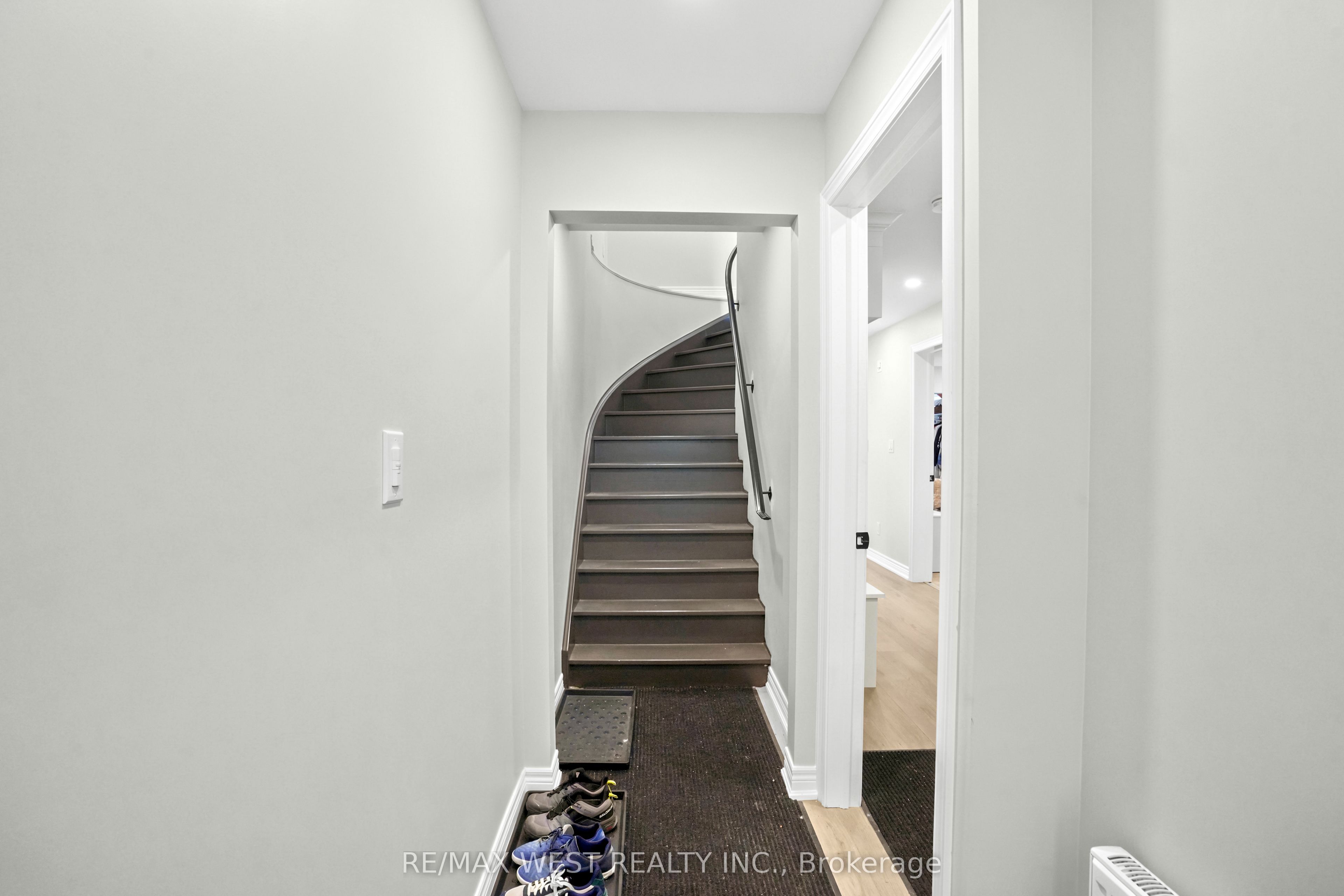 34 Sweet Oak Court Property Photo 17