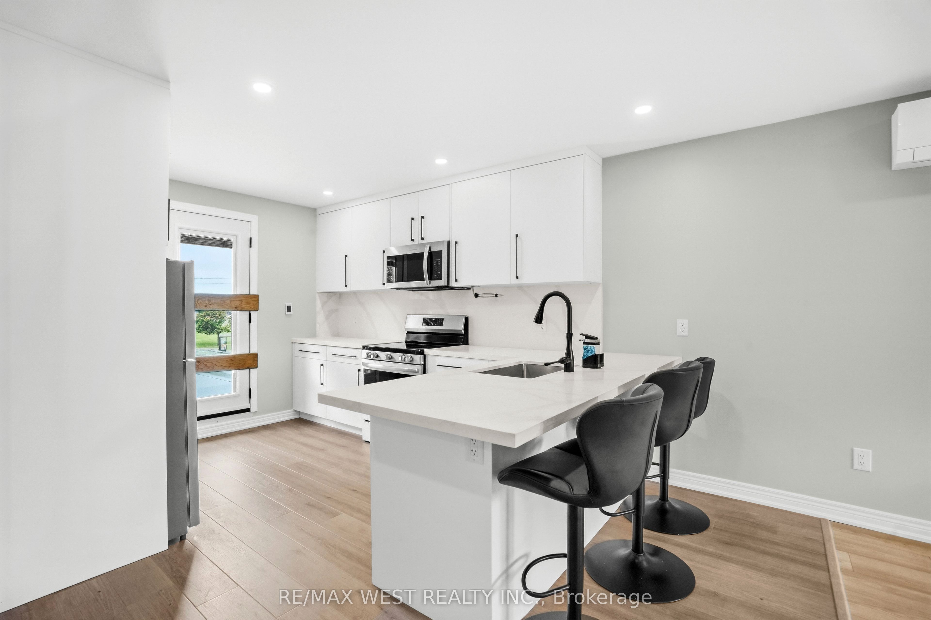 34 Sweet Oak Court Property Photo 18