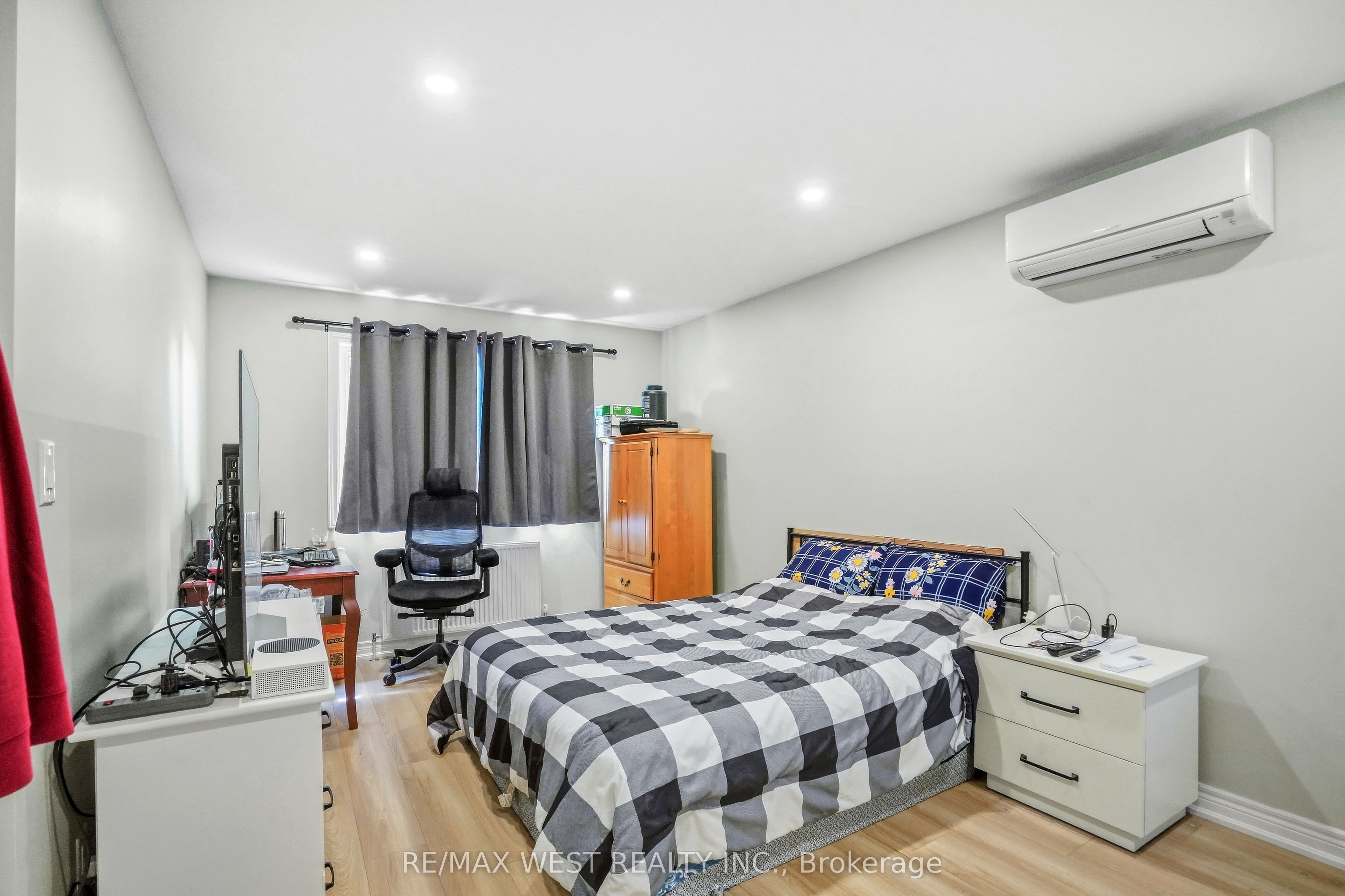 34 Sweet Oak Court Property Photo 26