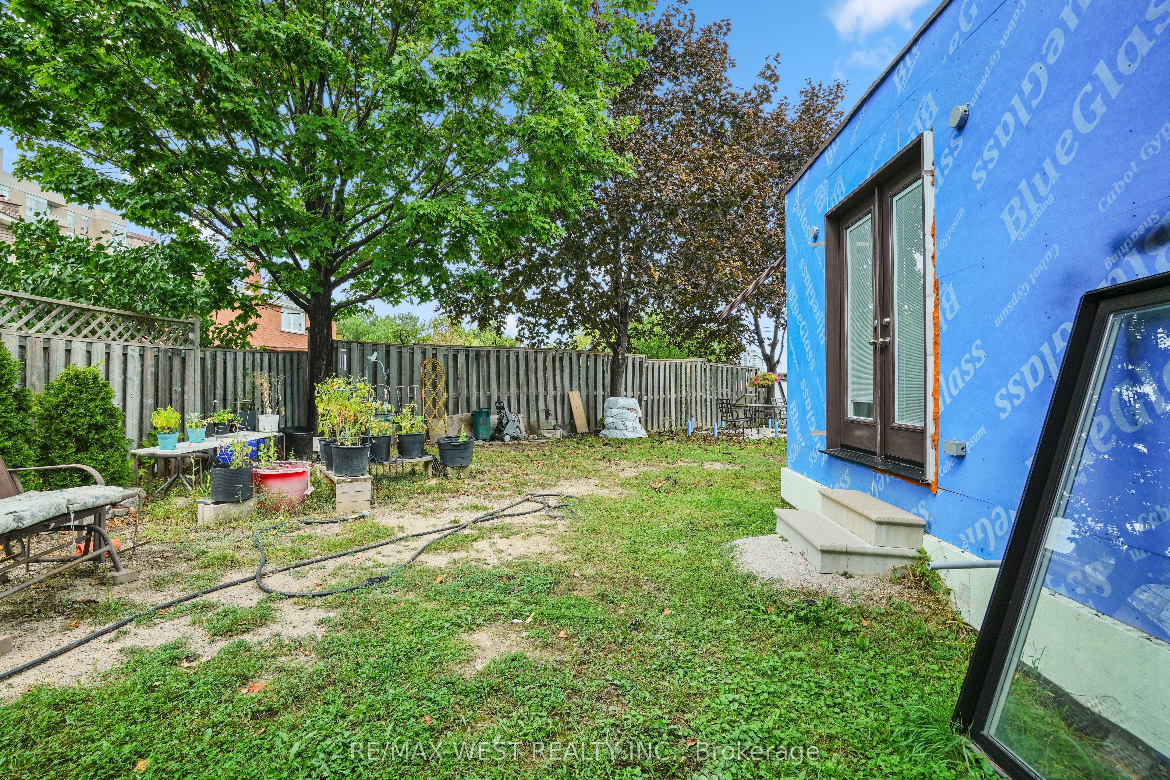 34 Sweet Oak Court Property Photo 38