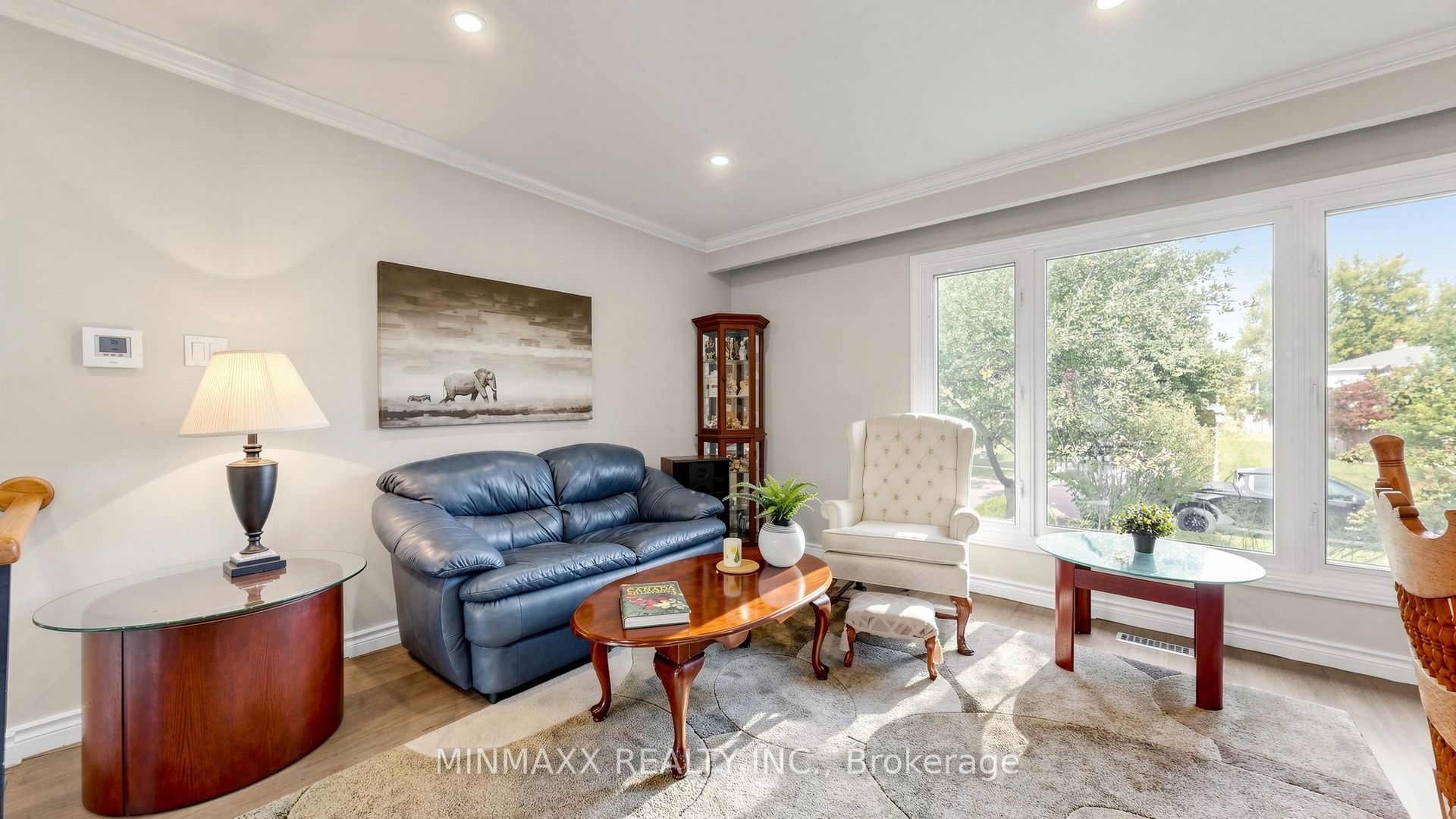 482 Gowland Crescent Property Photo 7