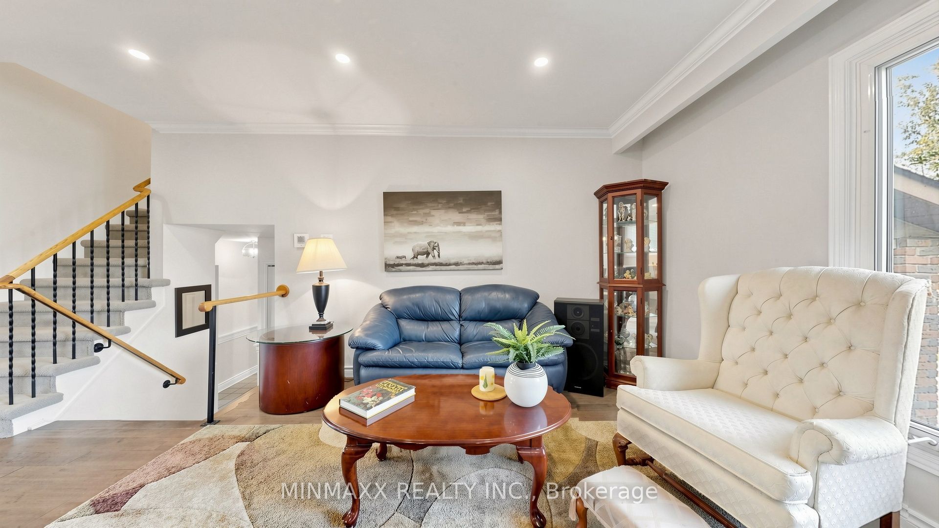 482 Gowland Crescent Property Photo 9