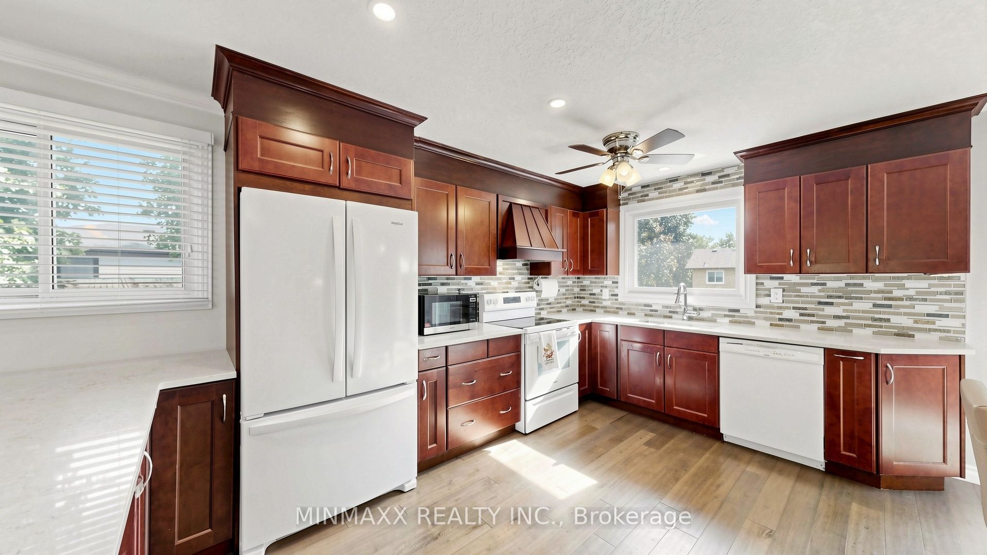 482 Gowland Crescent Property Photo 17