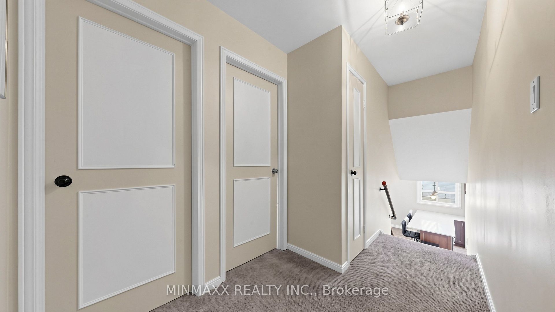 482 Gowland Crescent Property Photo 24