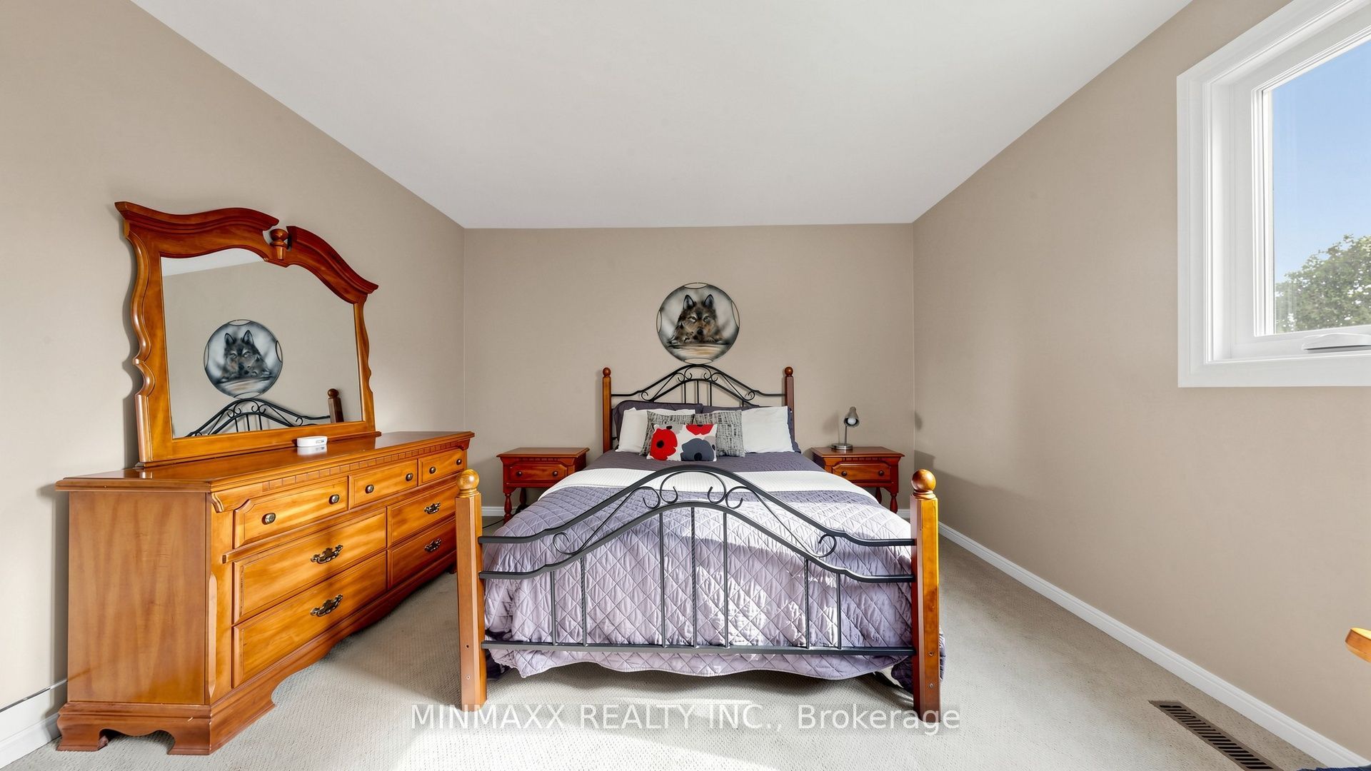 482 Gowland Crescent Property Photo 26
