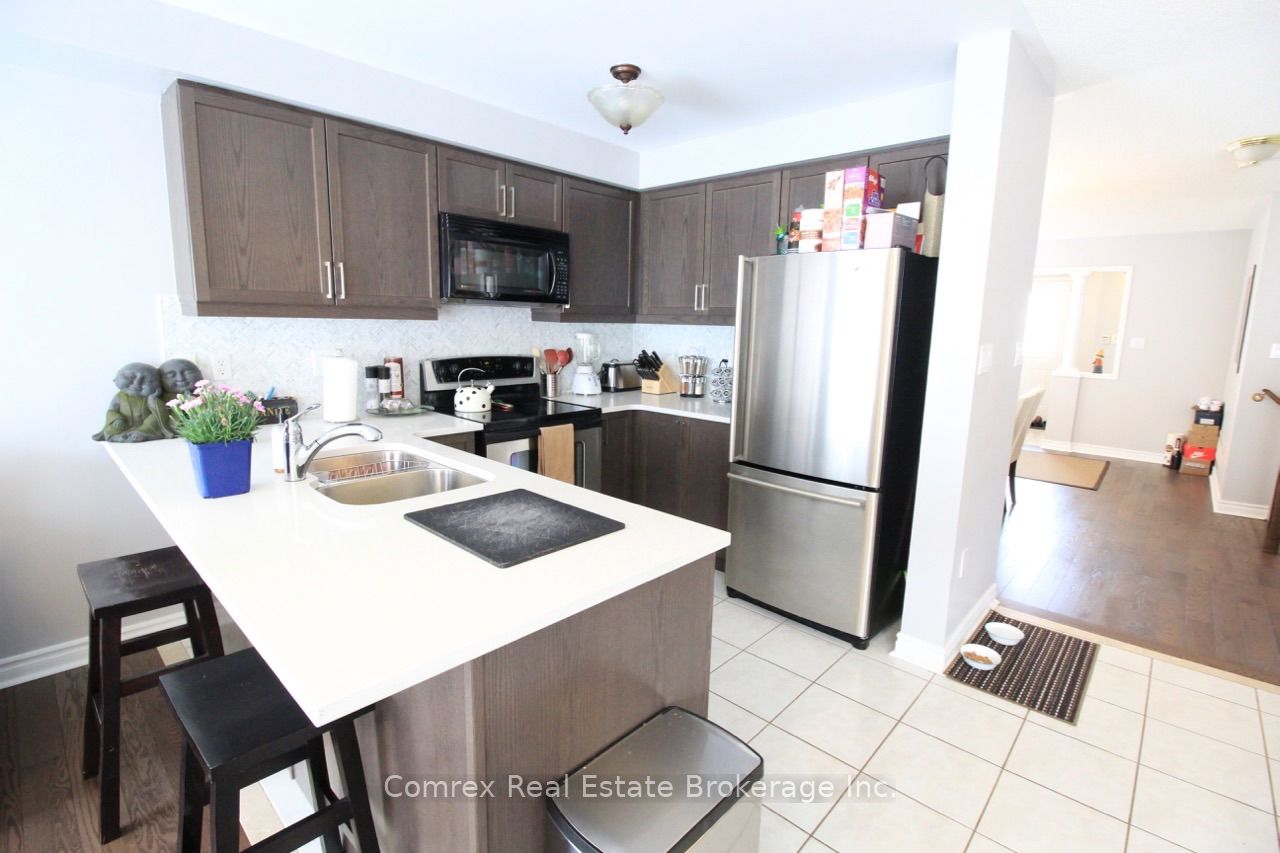 7295 Lowville Heights Property Photo 7