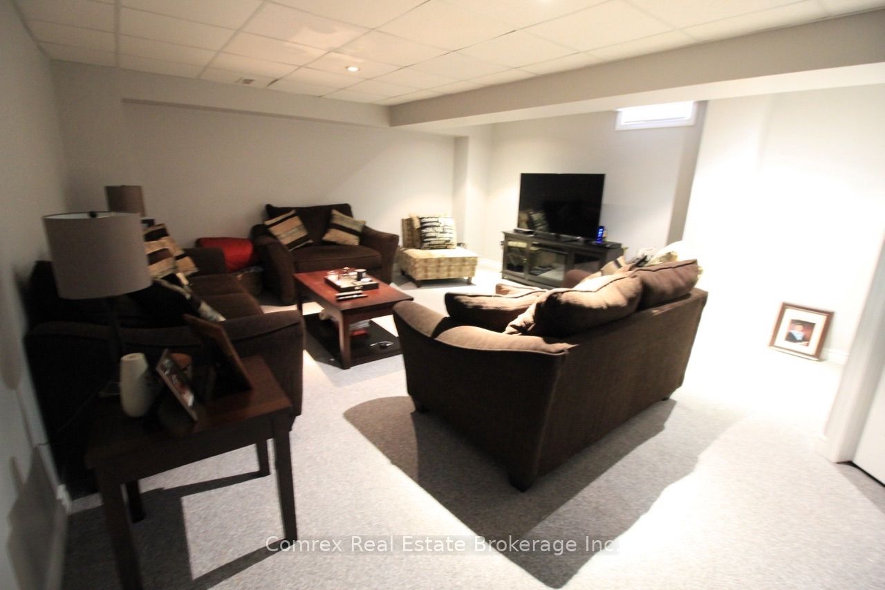 7295 Lowville Heights Property Photo 17