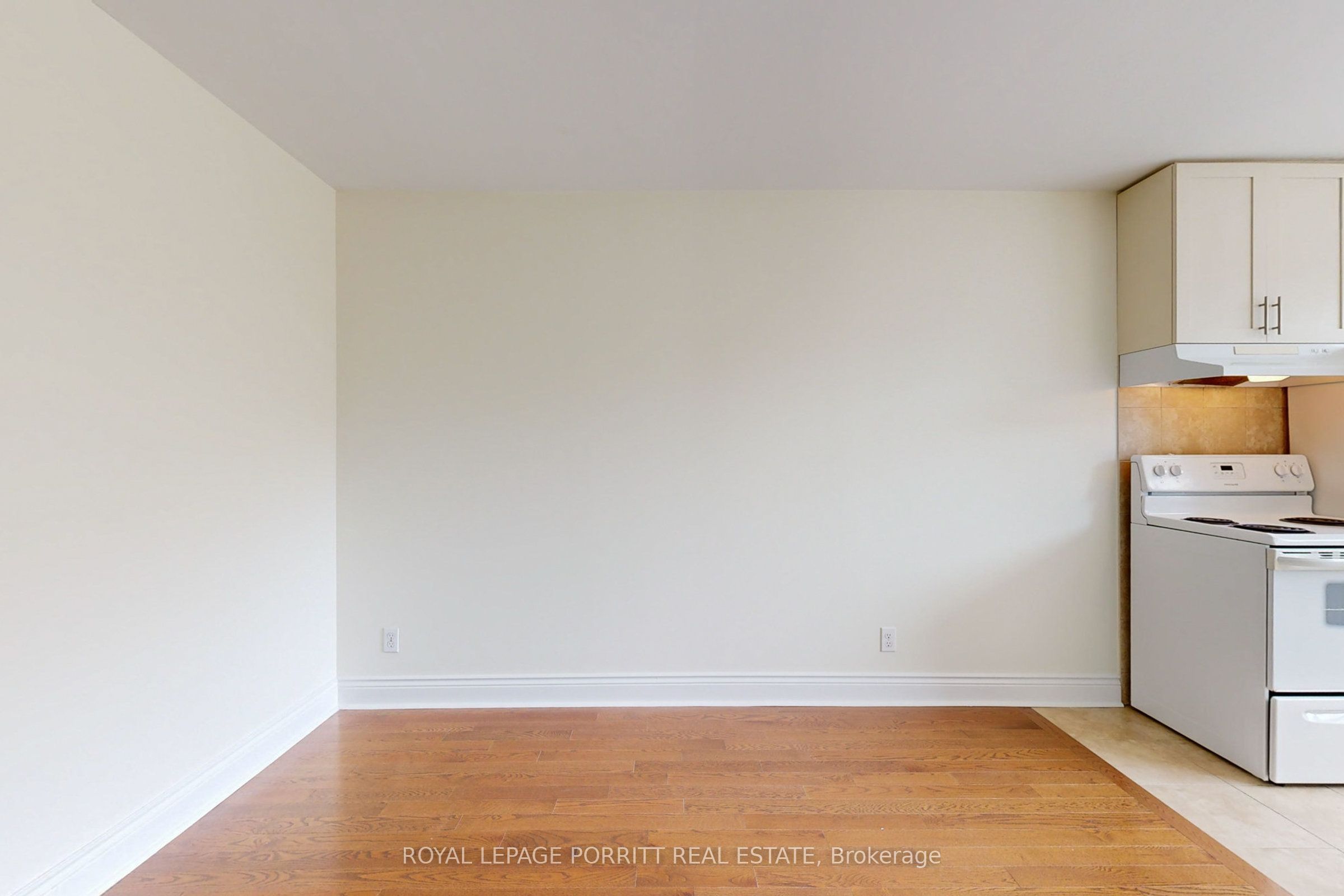 3511 Lake Shore Boulevard W 6 Property Photo 7