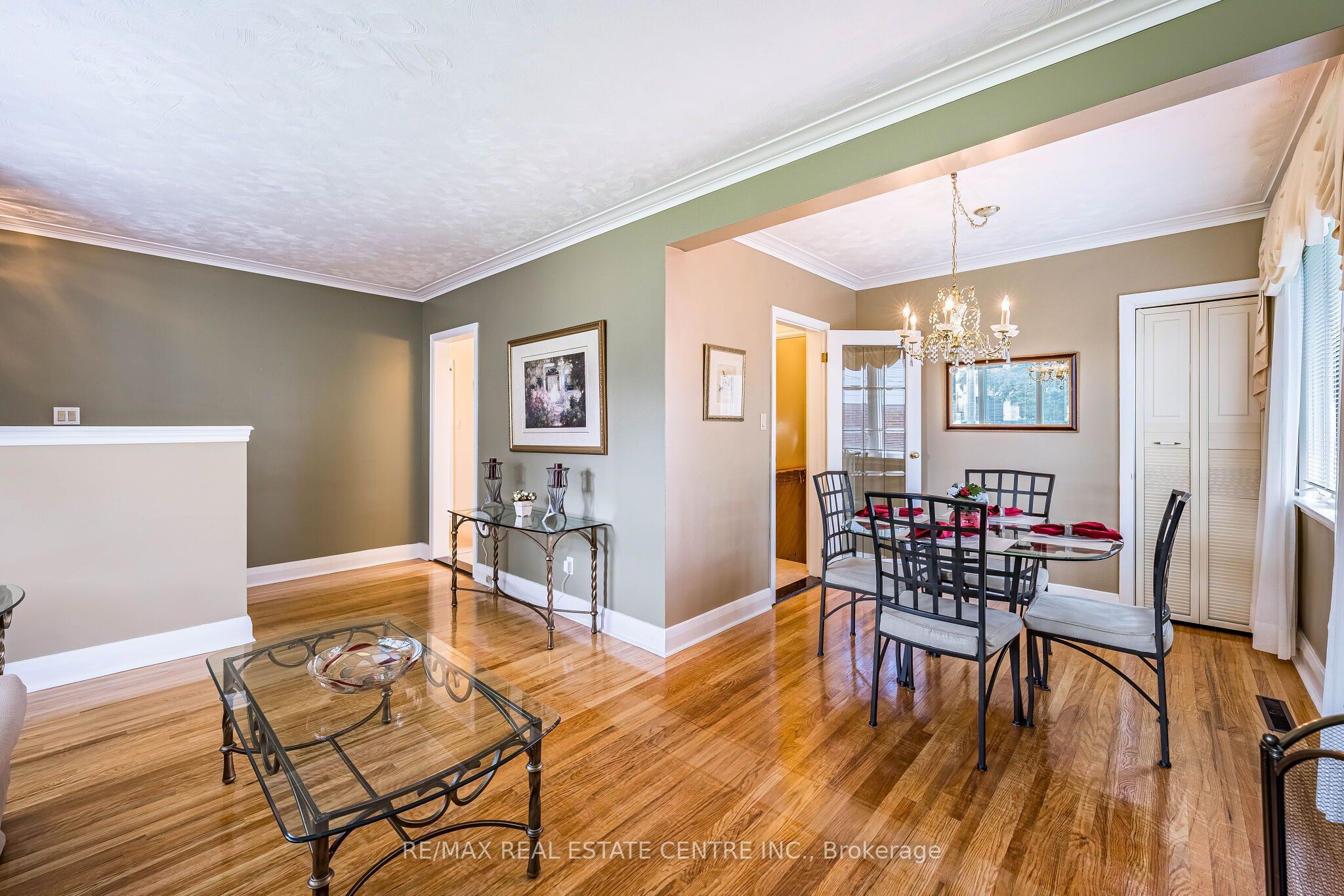 2591 Whaley Drive Property Photo 10