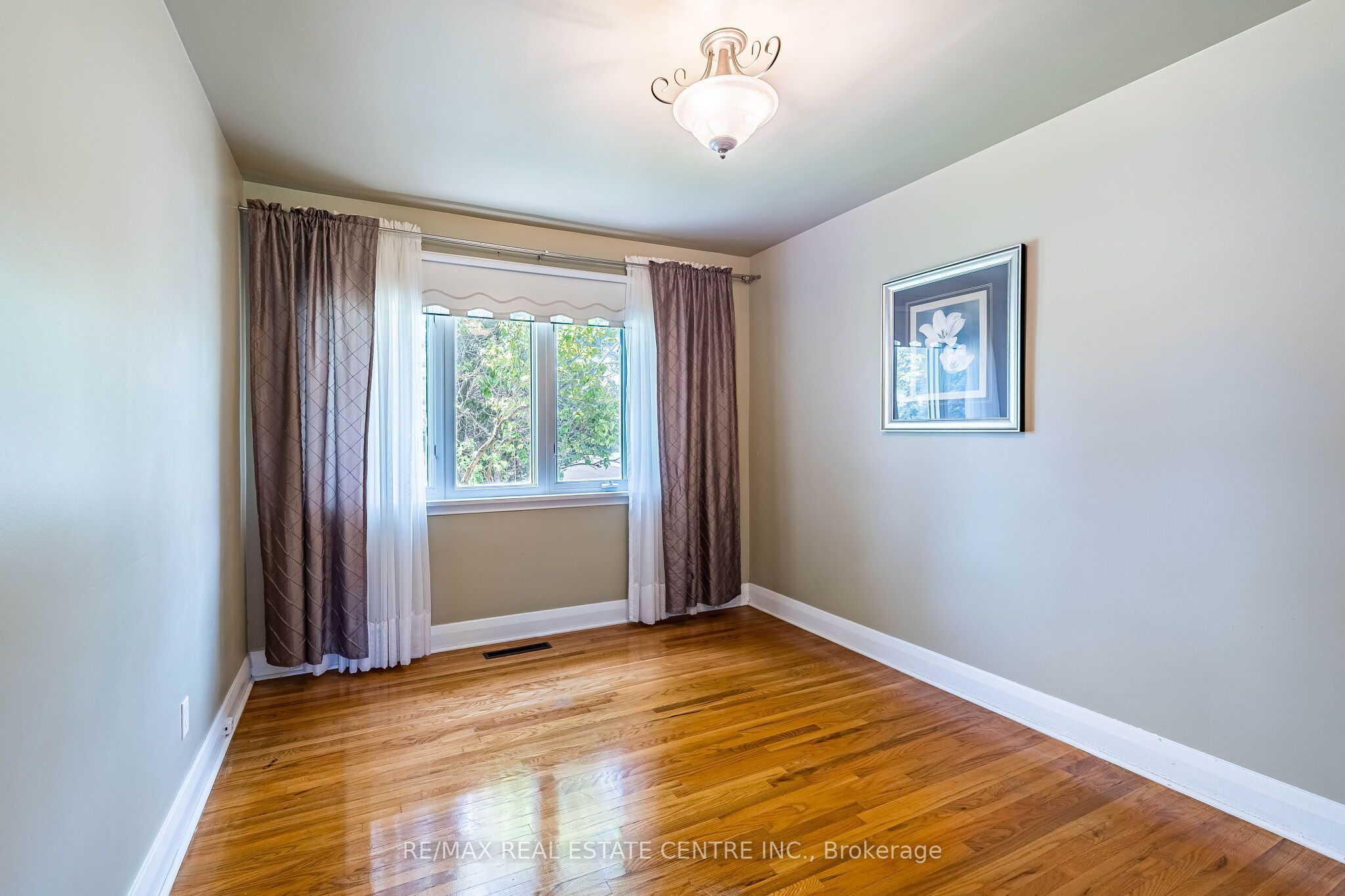 2591 Whaley Drive Property Photo 20
