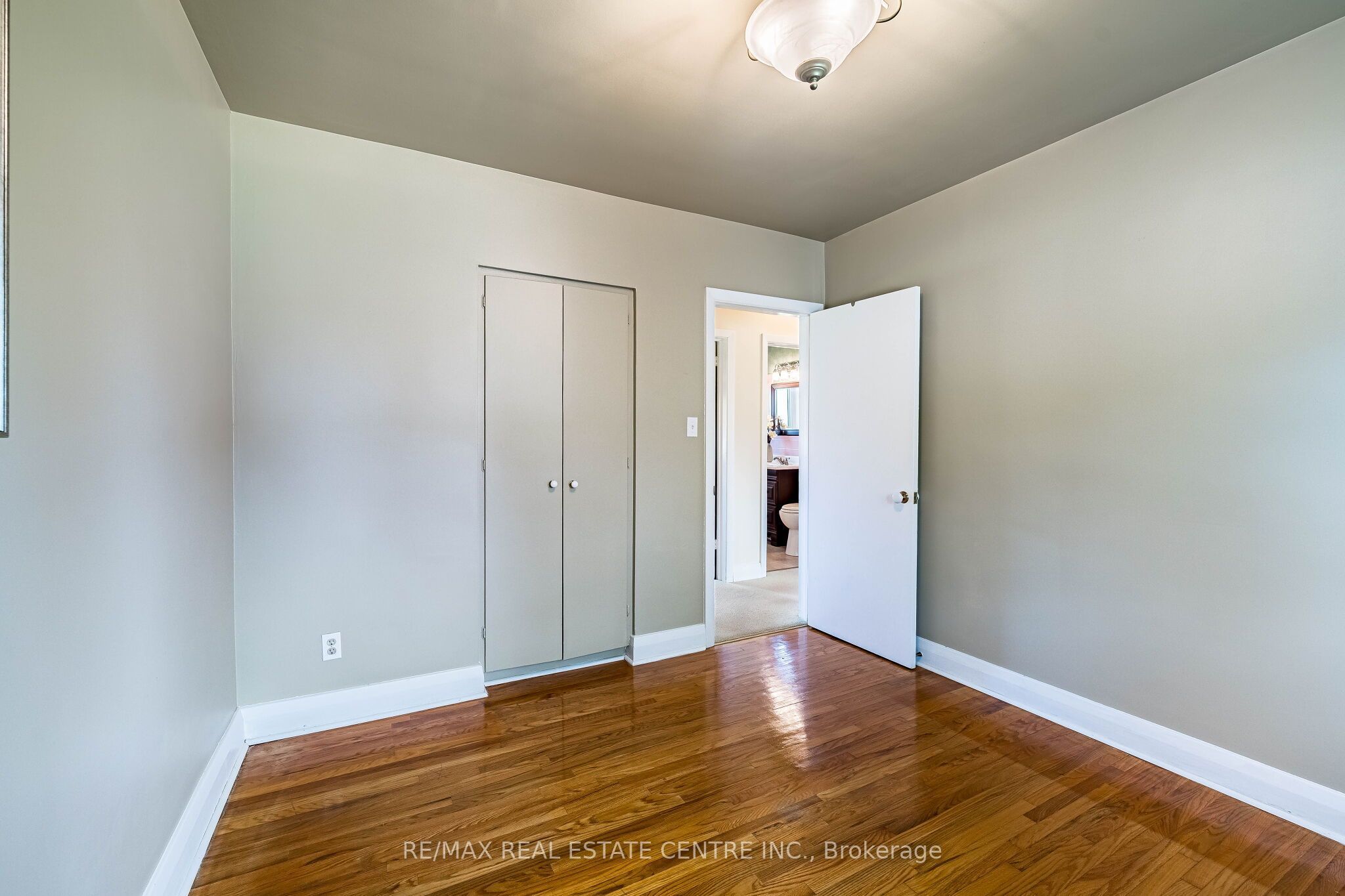 2591 Whaley Drive Property Photo 23