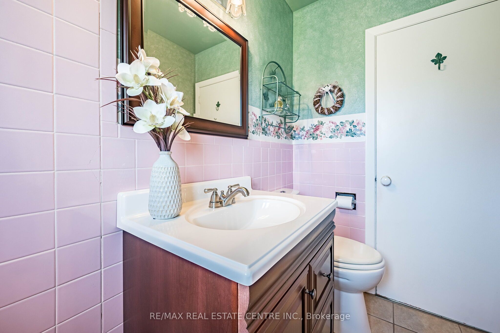 2591 Whaley Drive Property Photo 32