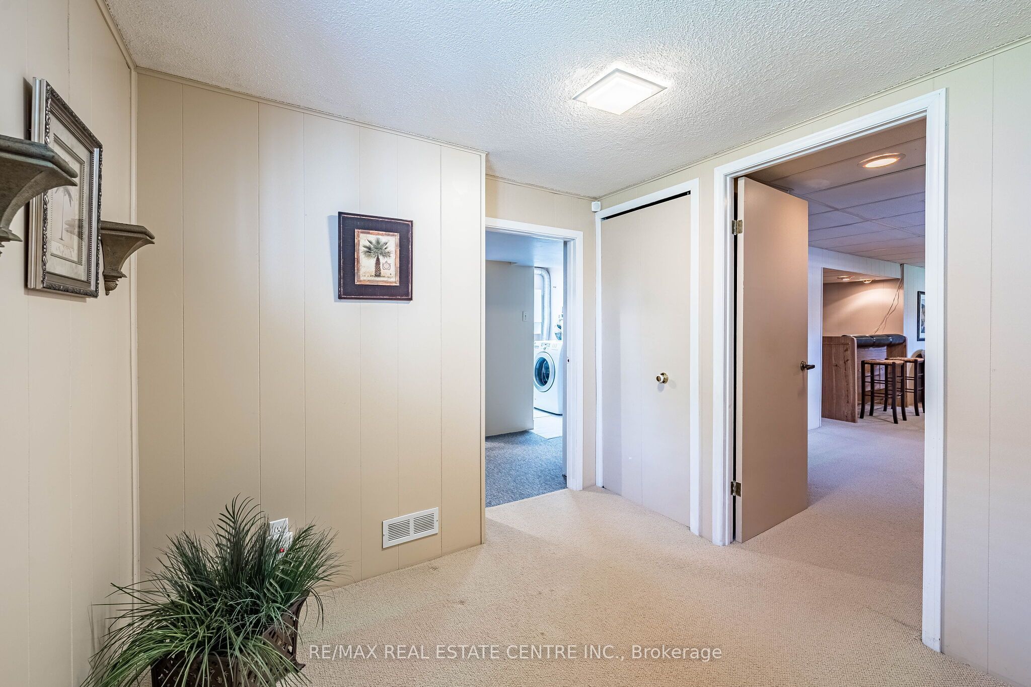 2591 Whaley Drive Property Photo 34