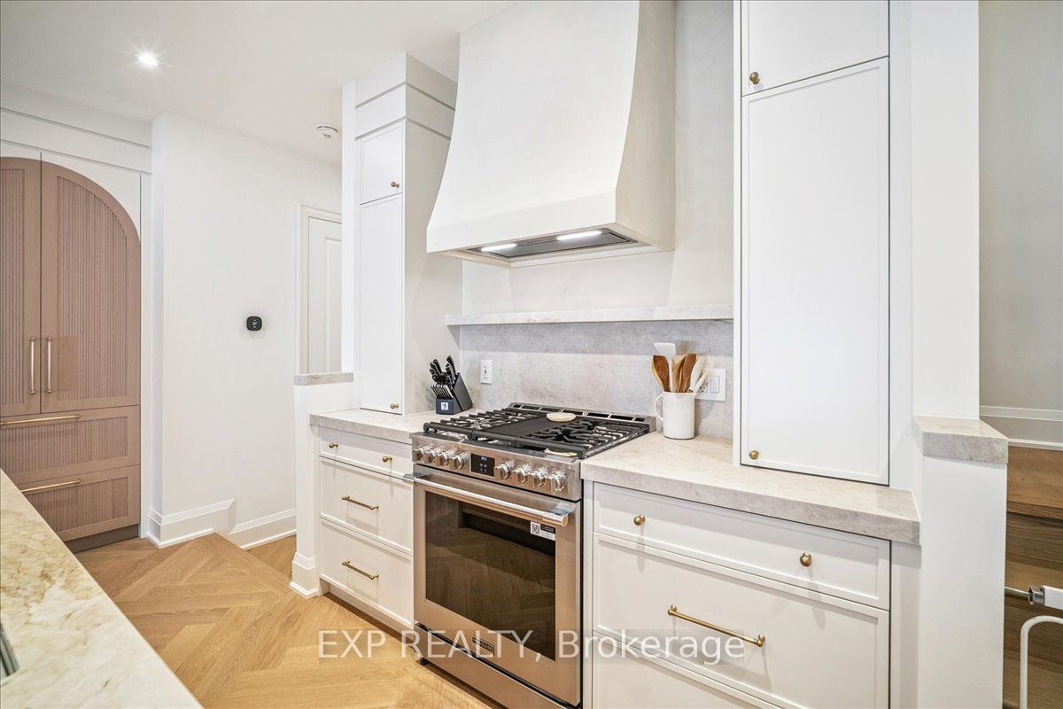 3266 Sixth Line Property Photo 7
