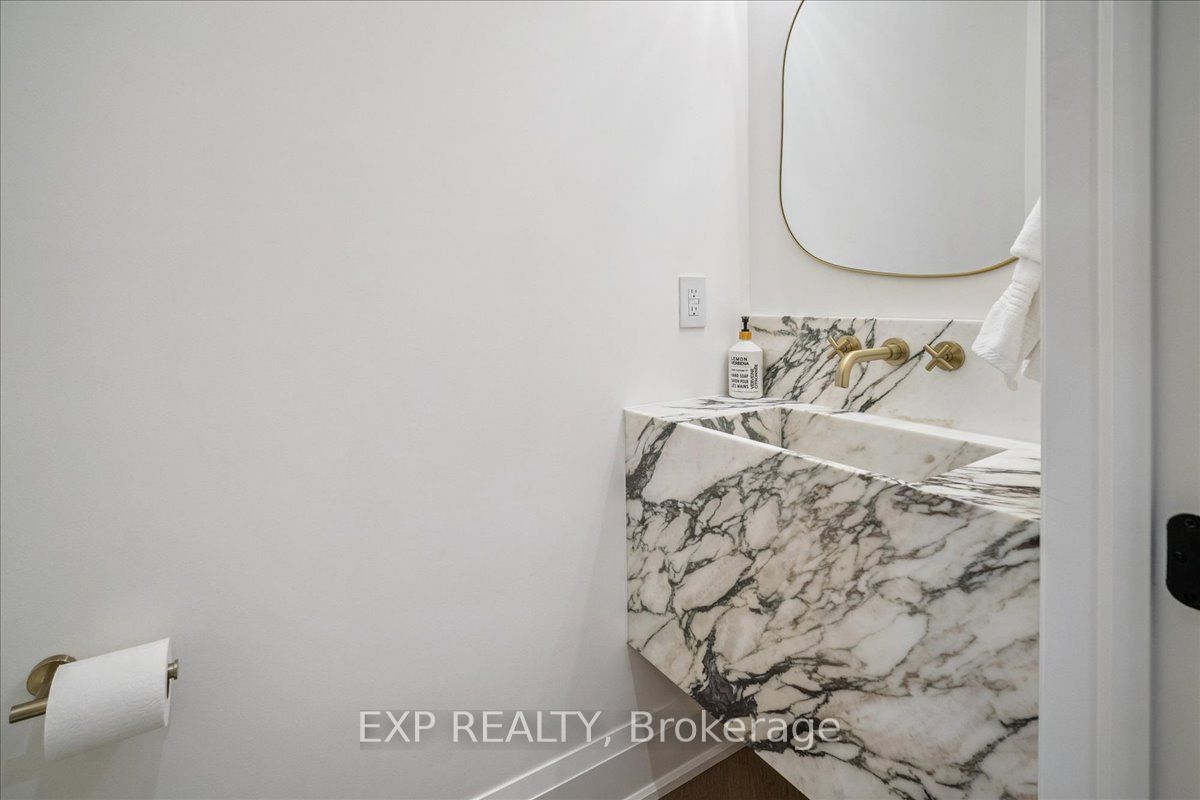 3266 Sixth Line Property Photo 22