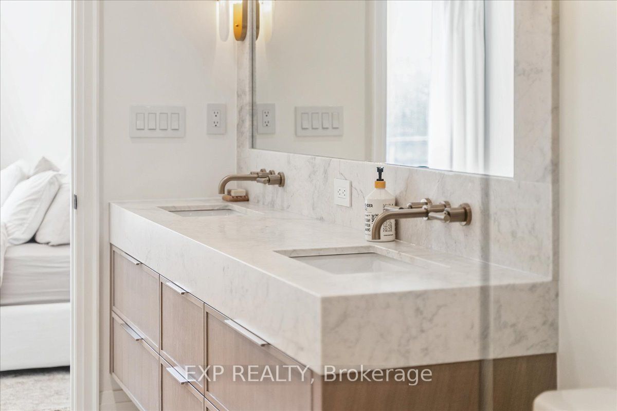 3266 Sixth Line Property Photo 29