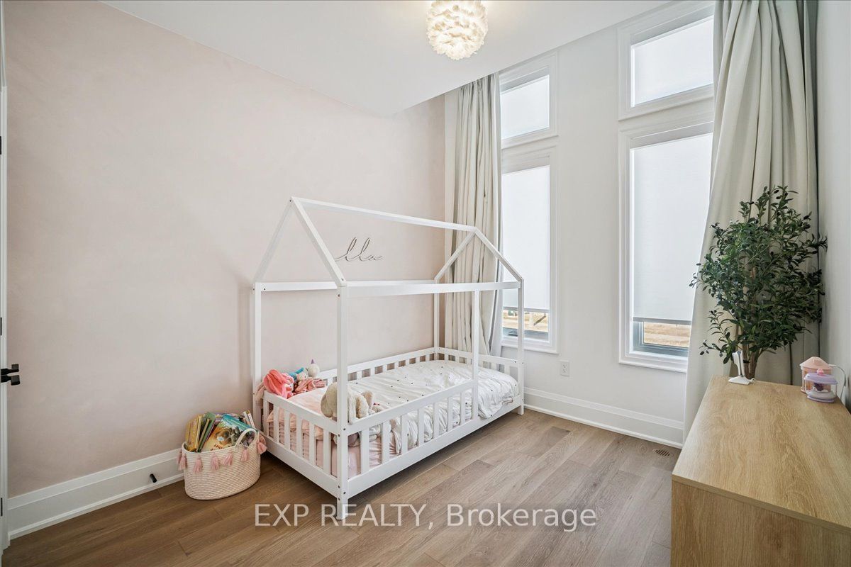 3266 Sixth Line Property Photo 34