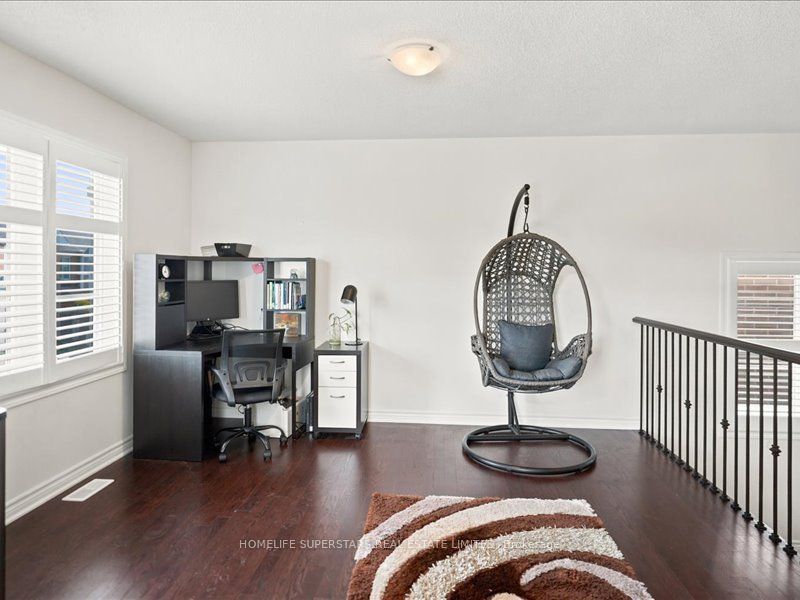 268 Chilver Heights Property Photo 16