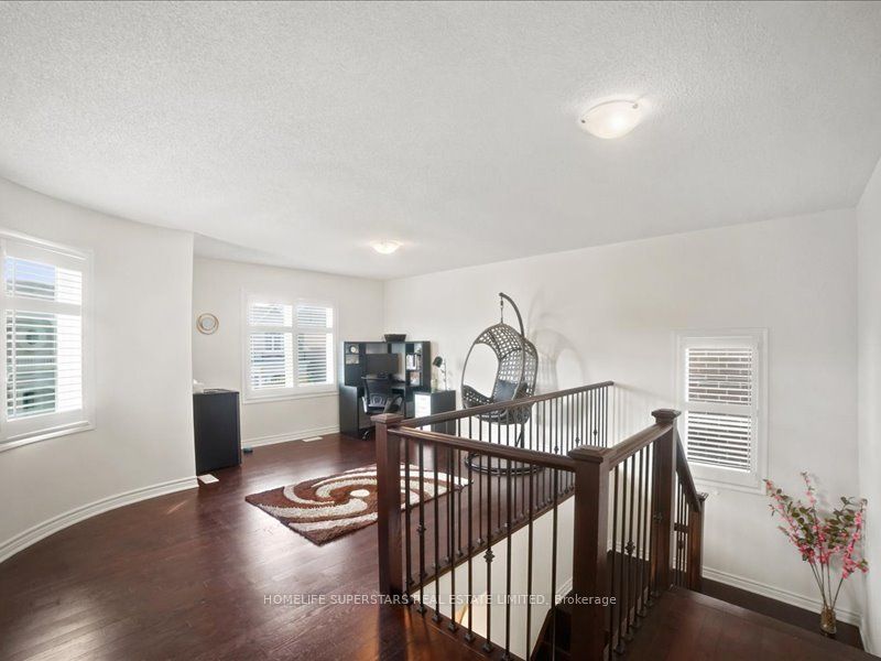 268 Chilver Heights Property Photo 17