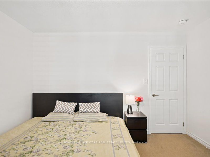 268 Chilver Heights Property Photo 24