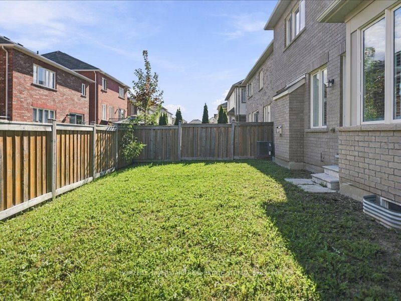268 Chilver Heights Property Photo 33