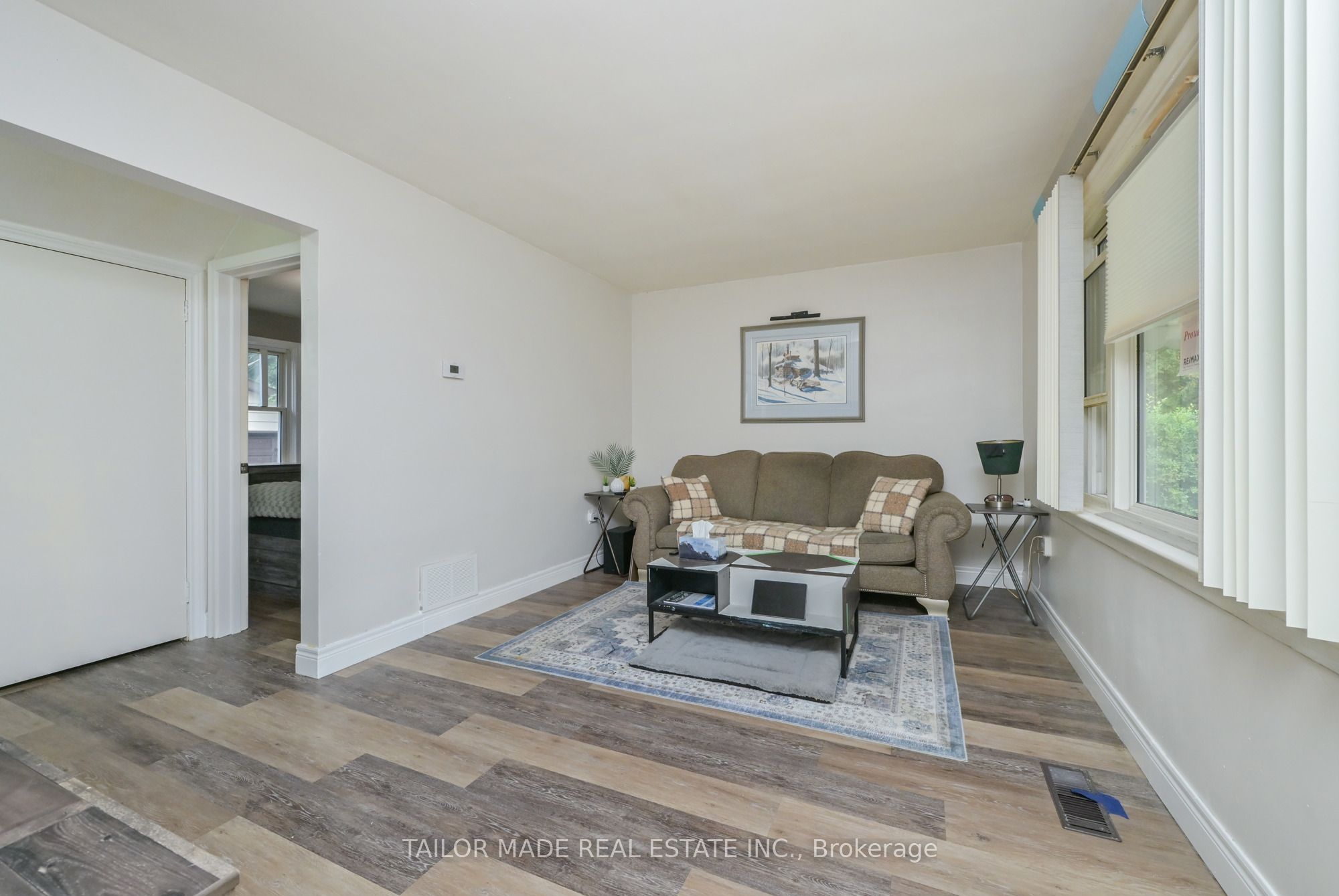 88 Mccaul Street Property Photo 8